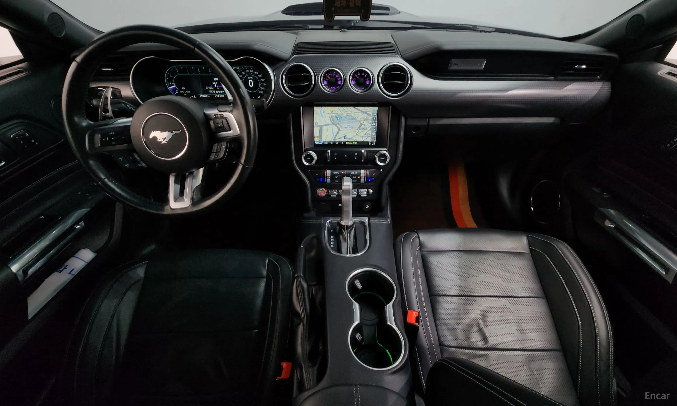 Ford Mustang превью 7
