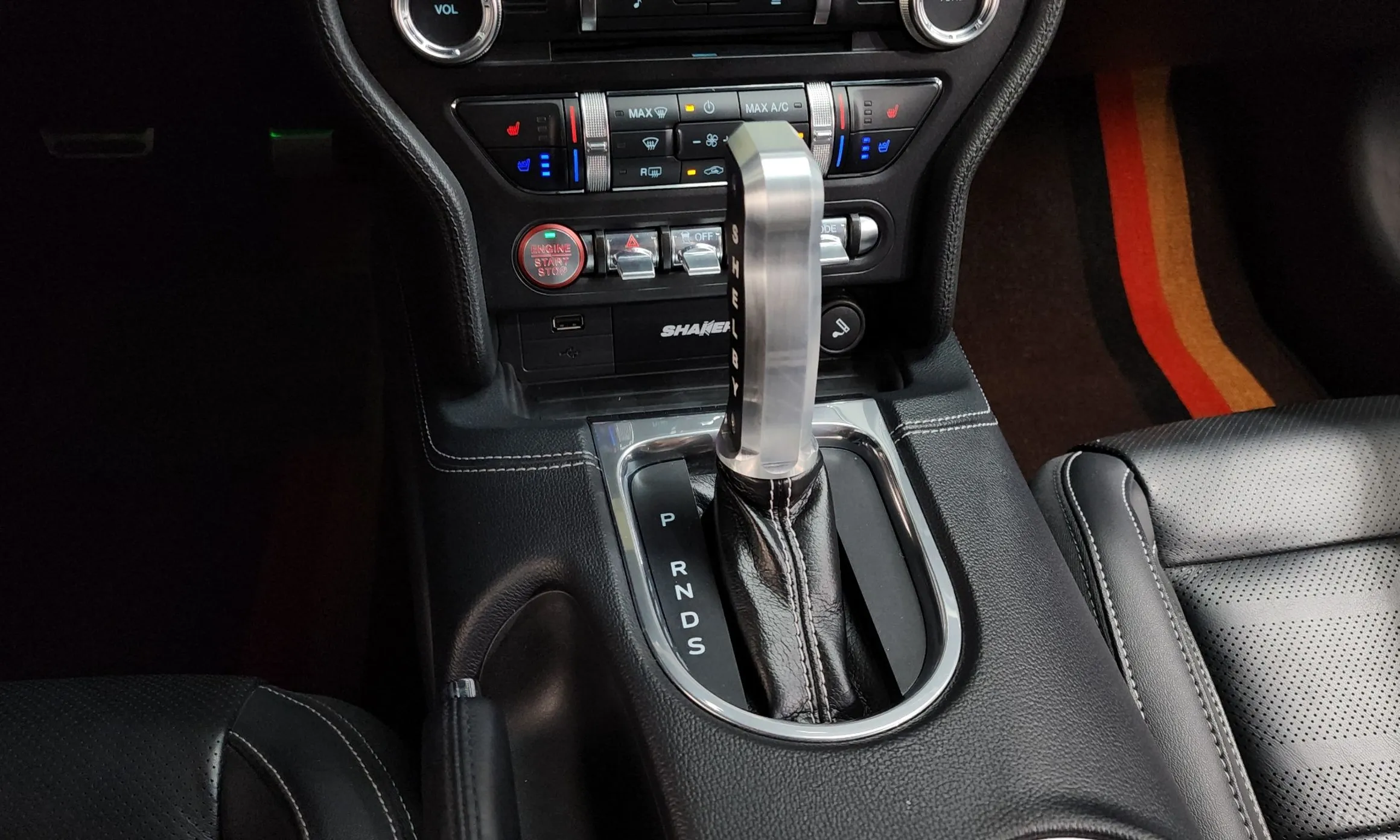 Ford Mustang превью 9