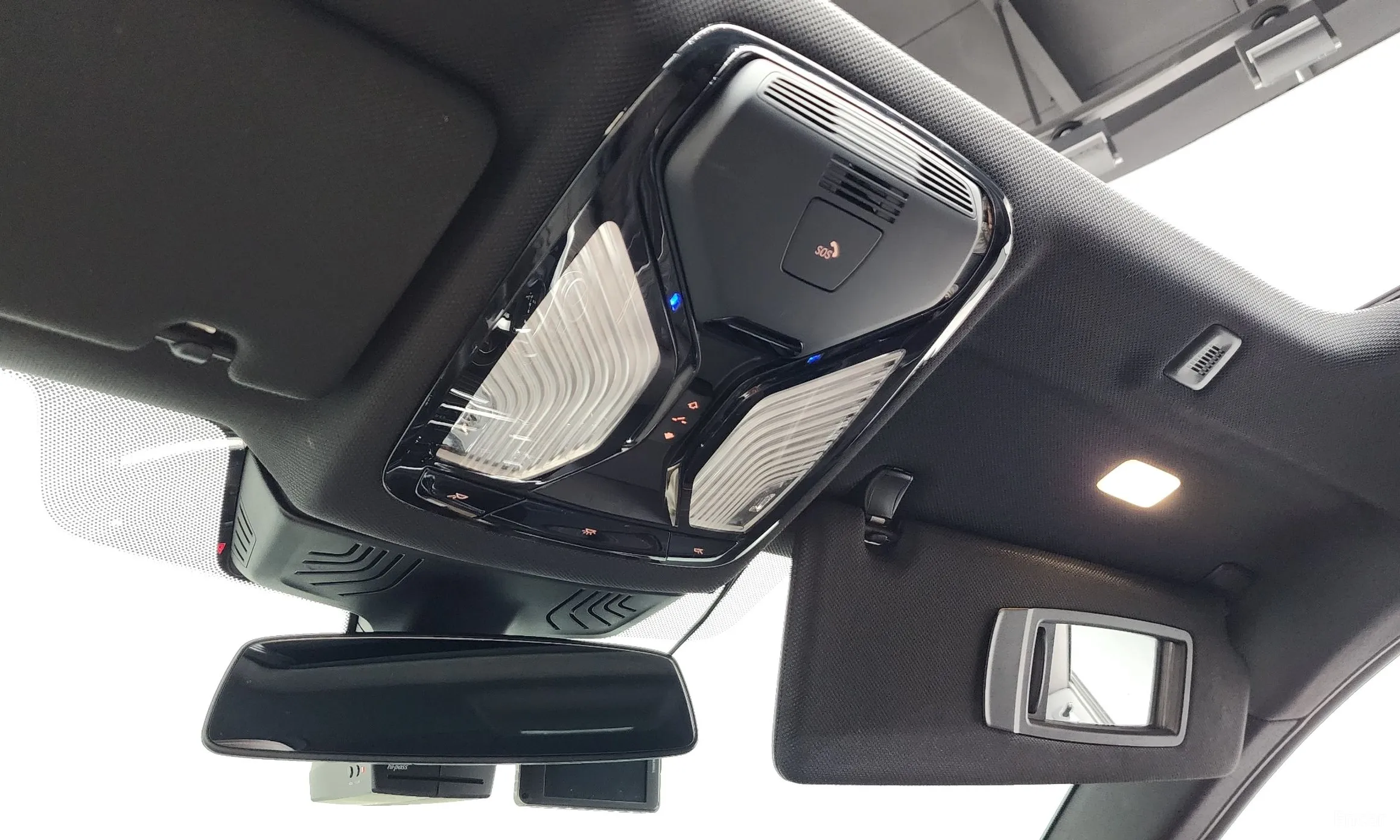 BMW 5 Series (G30) превью 20