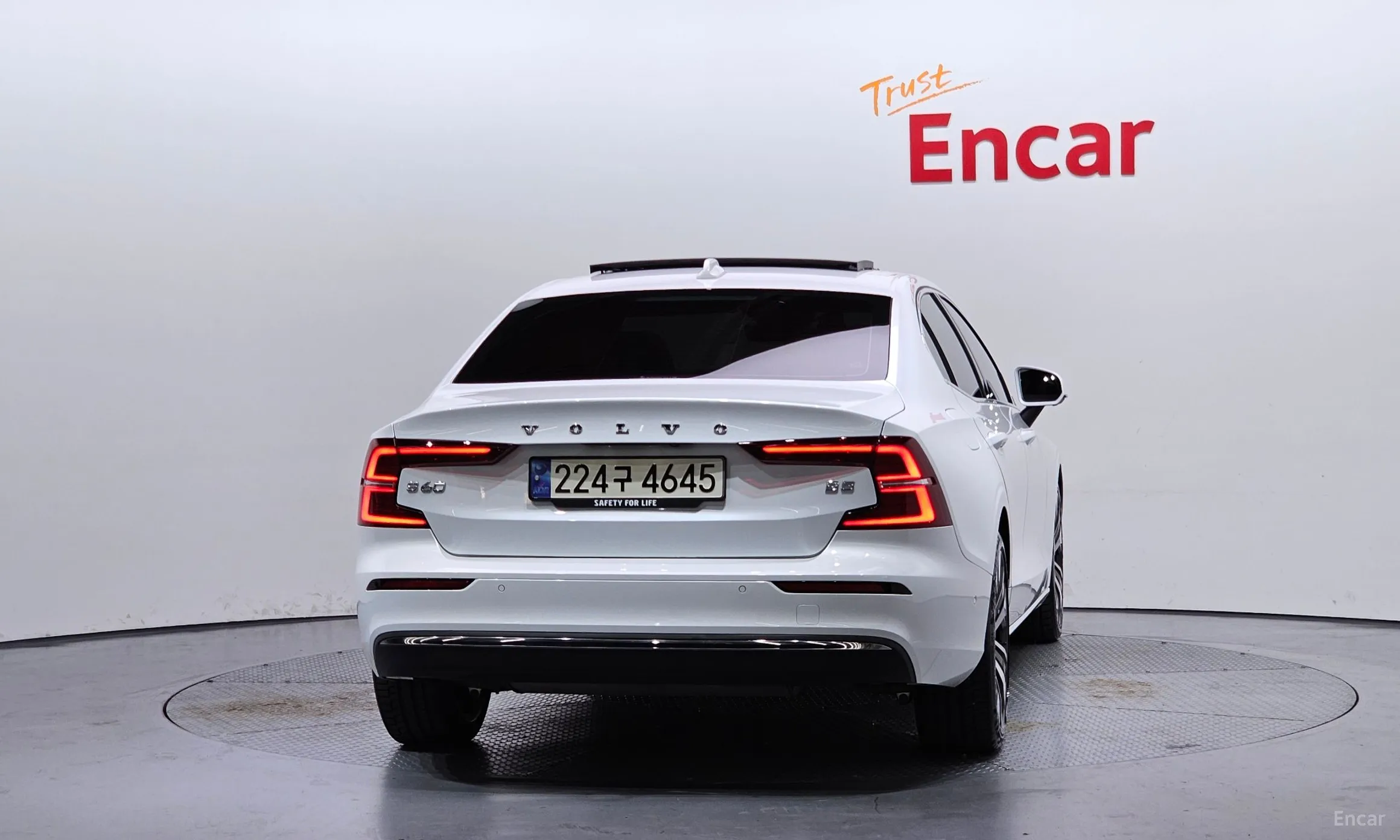Volvo S60 3rd Generation превью 4