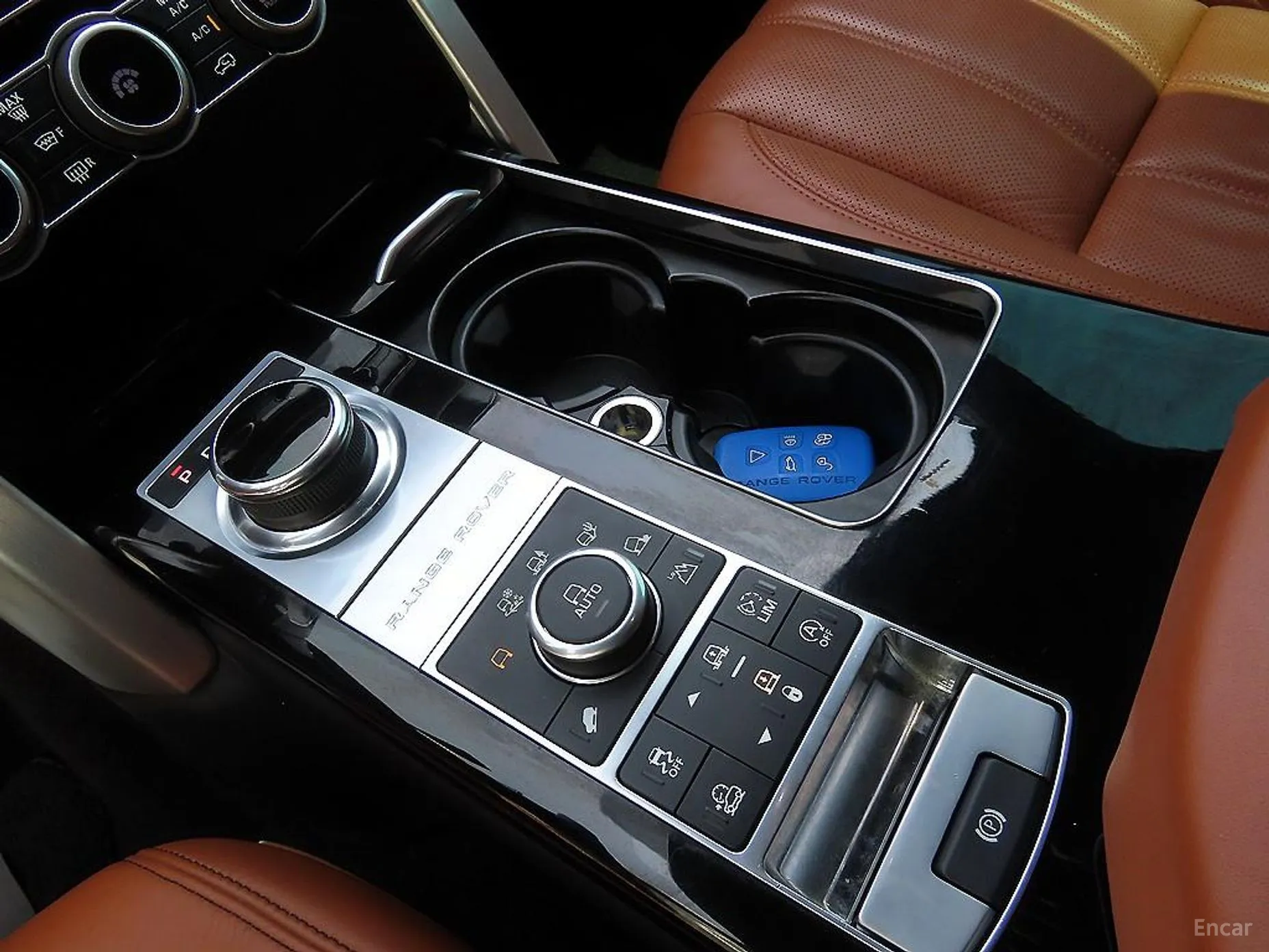Land Rover Range Rover 4th Generation превью 12