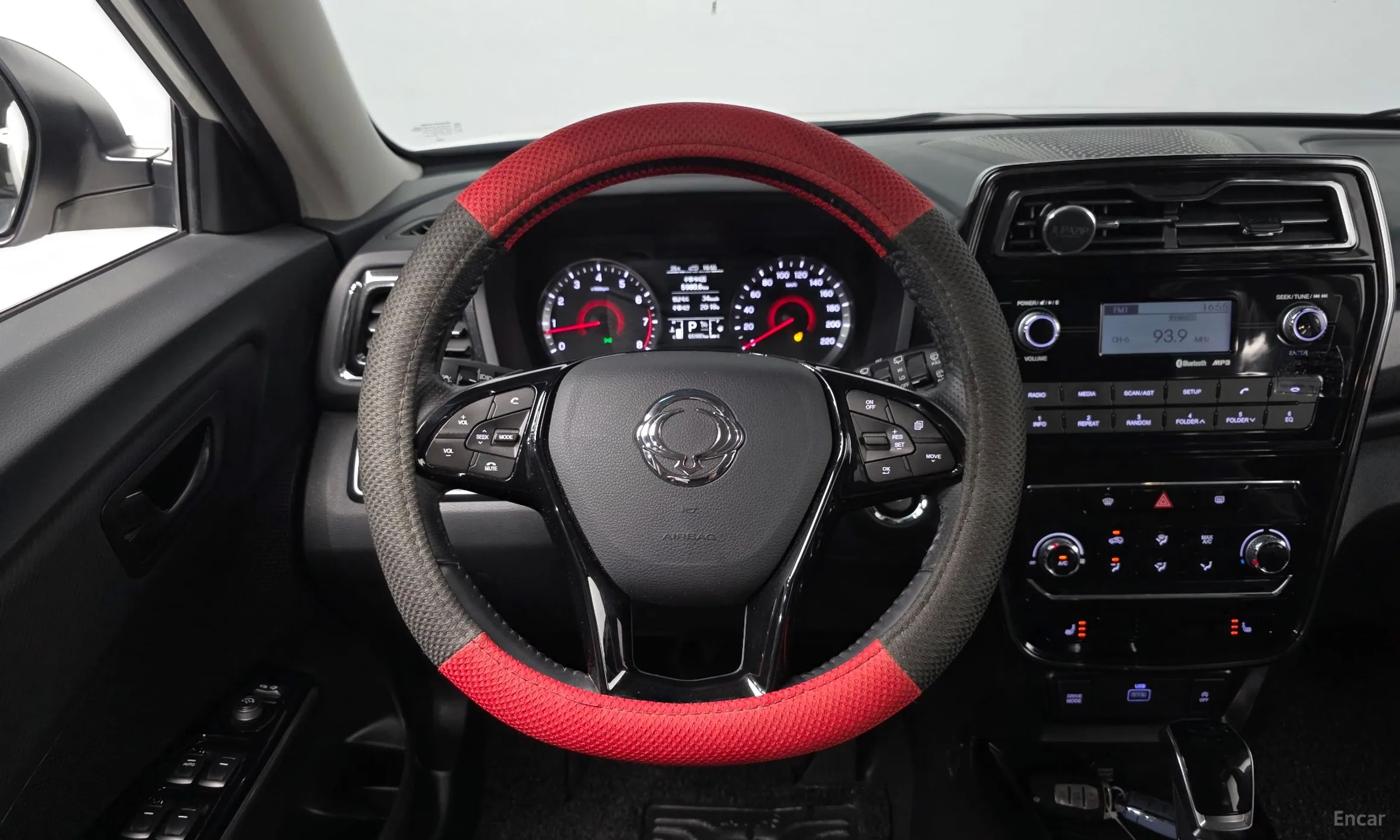 KG Mobility (SsangYong) Berry New Tivoli превью 14