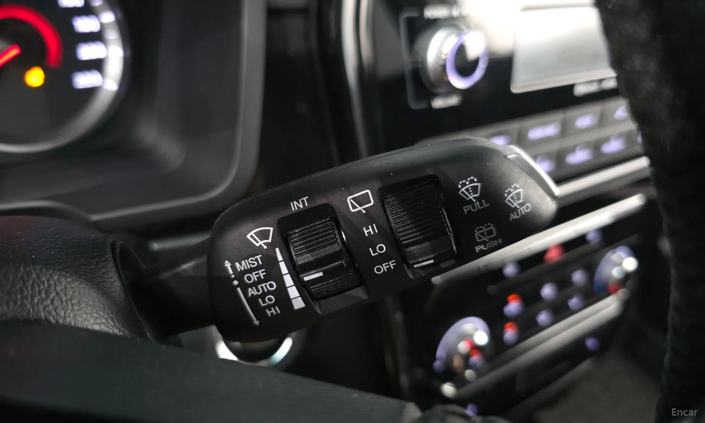 KG Mobility (SsangYong) Berry New Tivoli превью 19