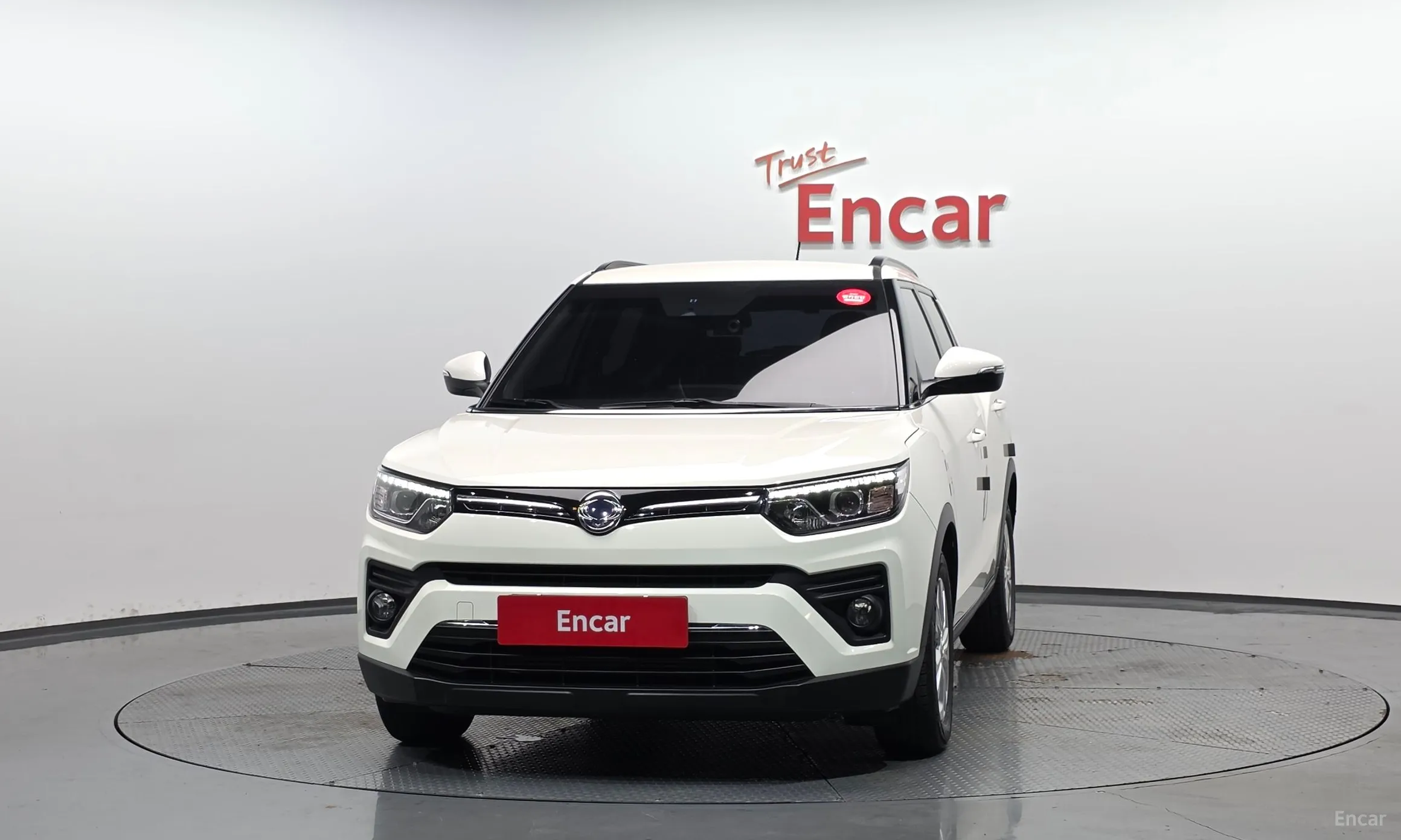 KG Mobility (SsangYong) Berry New Tivoli превью 3
