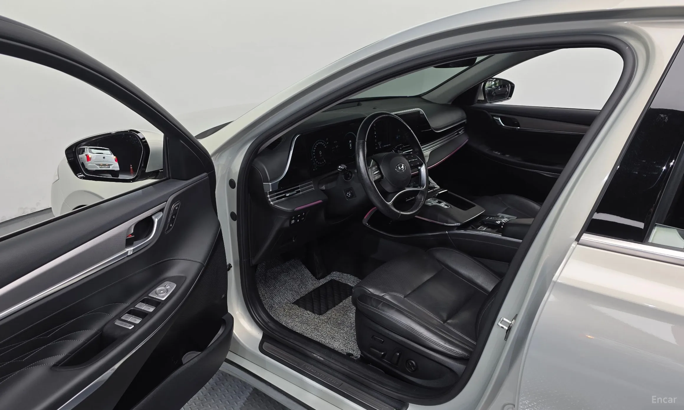 Hyundai Grandeur IG превью 10