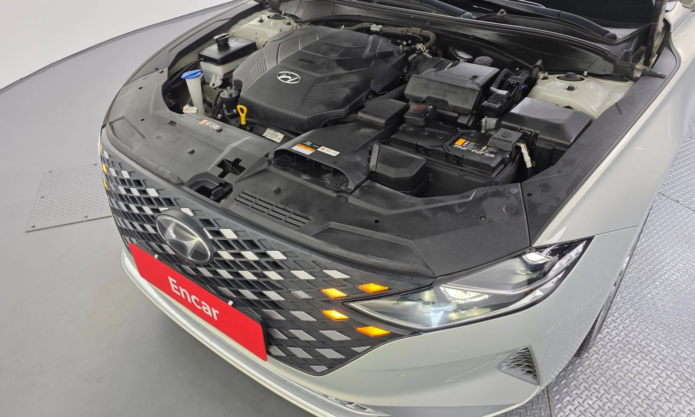 Hyundai Grandeur IG превью 6