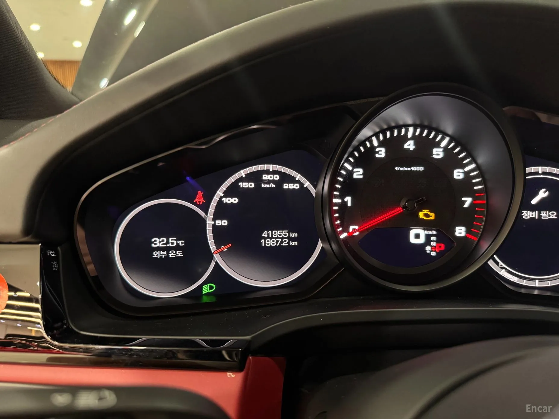 Porsche Cayenne (PO536) превью 8