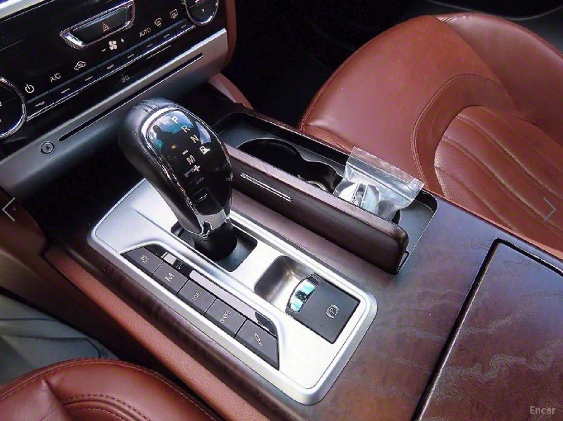 Maserati Quattroporte превью 10