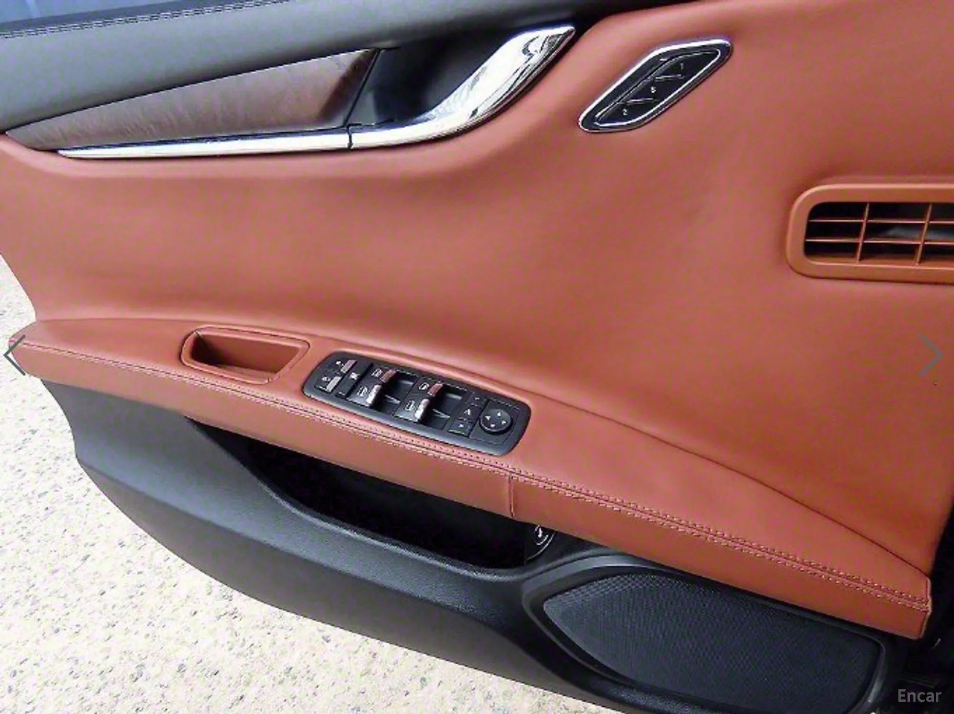 Maserati Quattroporte превью 11