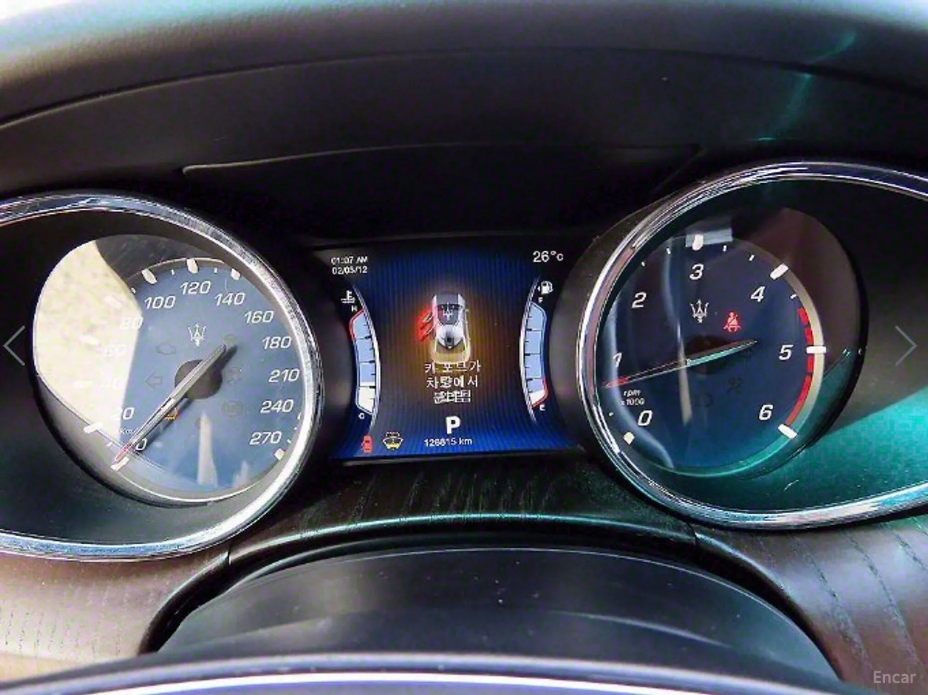 Maserati Quattroporte превью 9