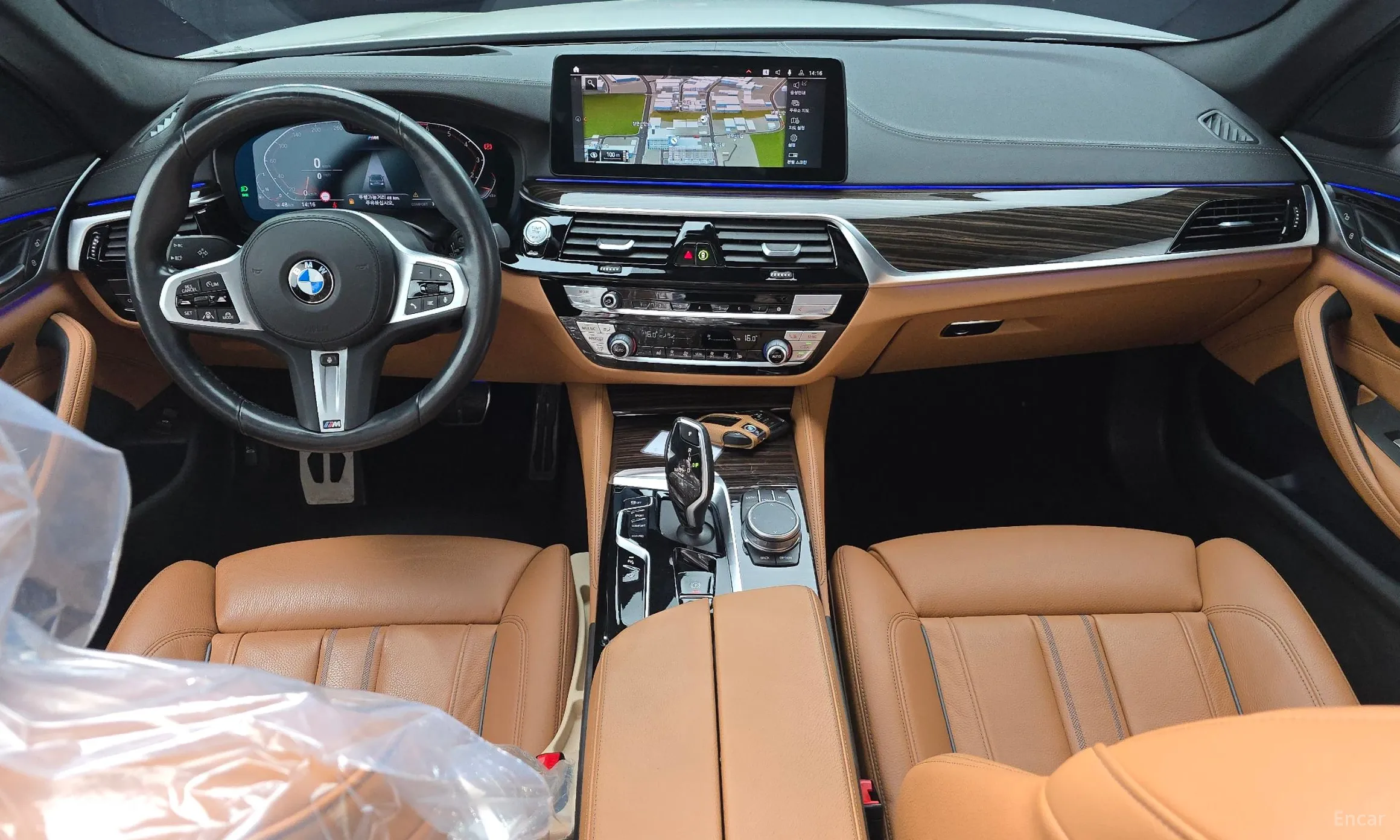 BMW 5 Series (G30) превью 7