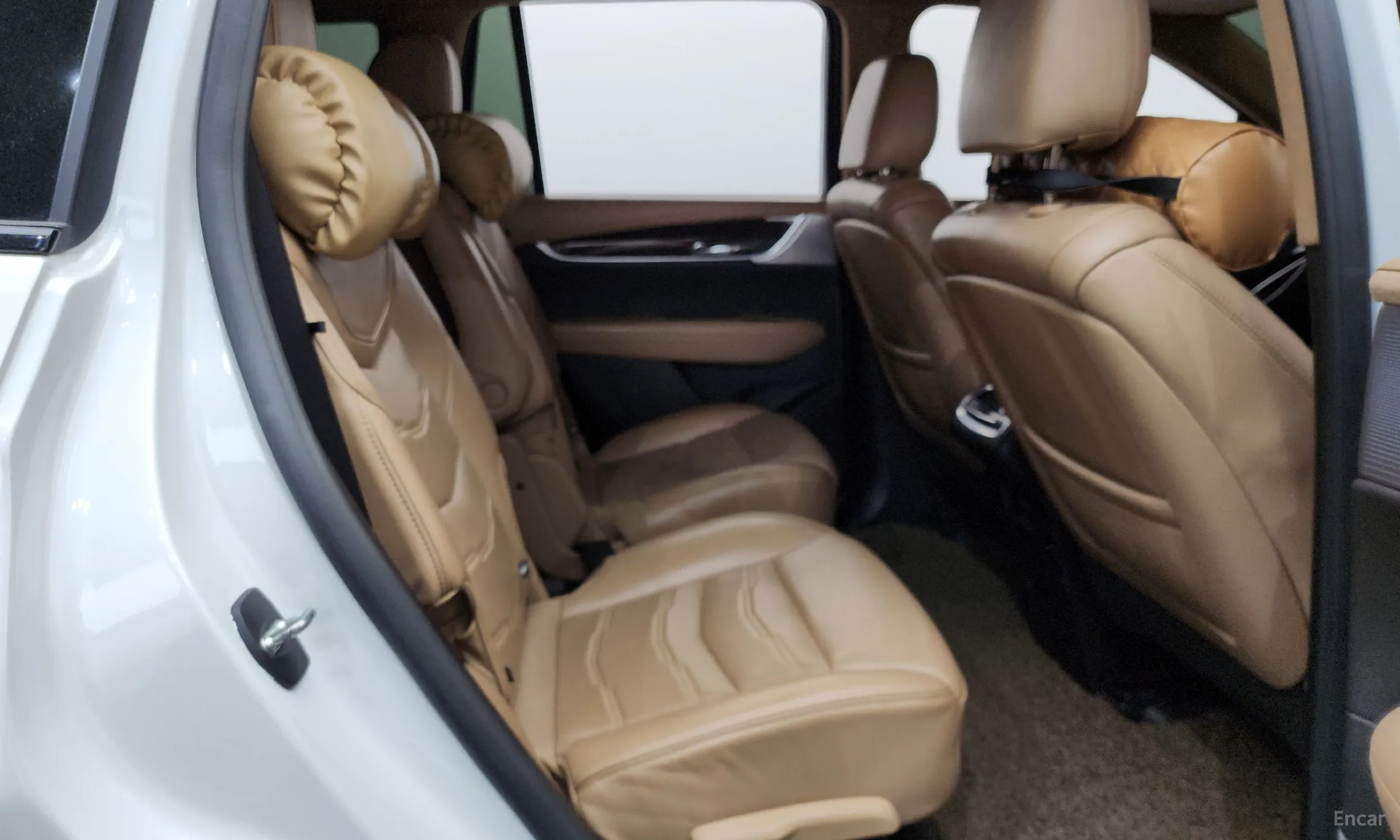 Cadillac XT6 превью 11