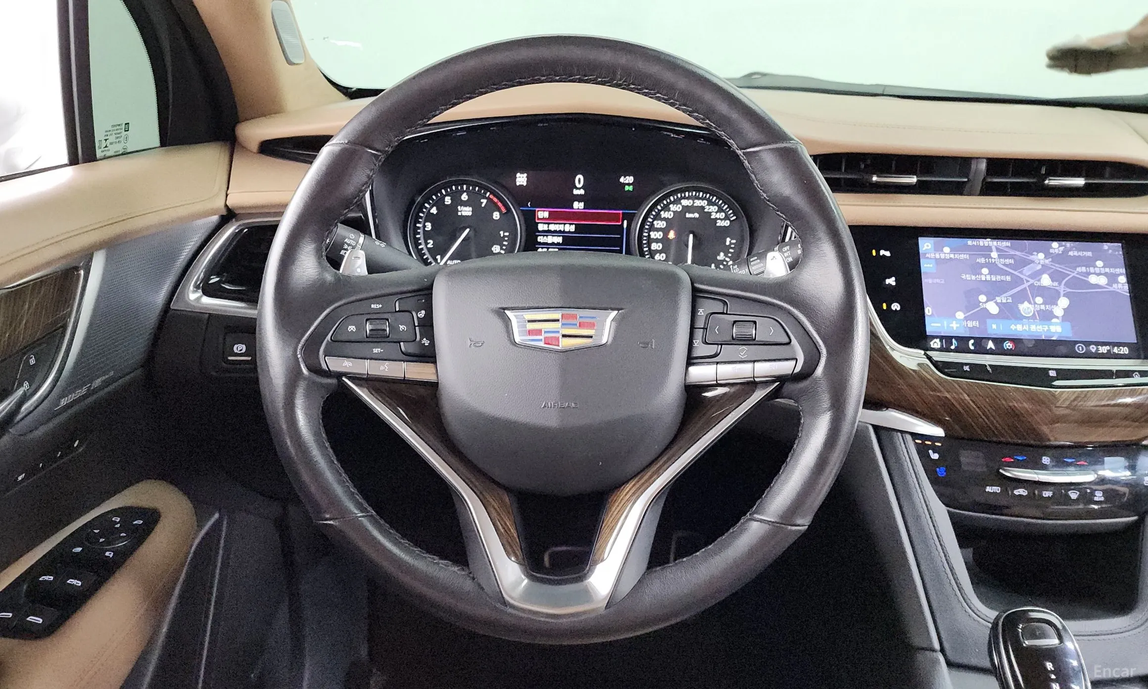 Cadillac XT6 превью 13