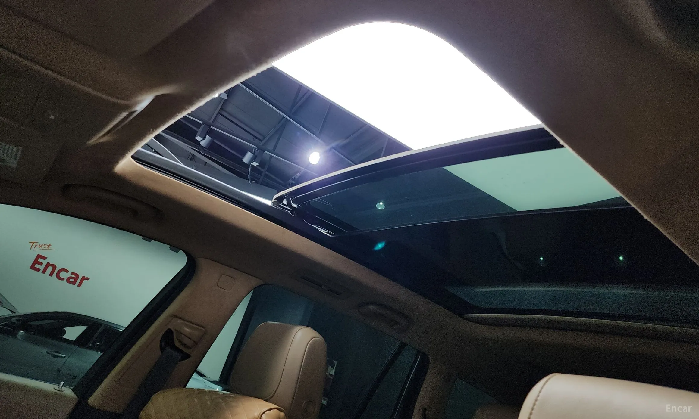 Cadillac XT6 превью 16