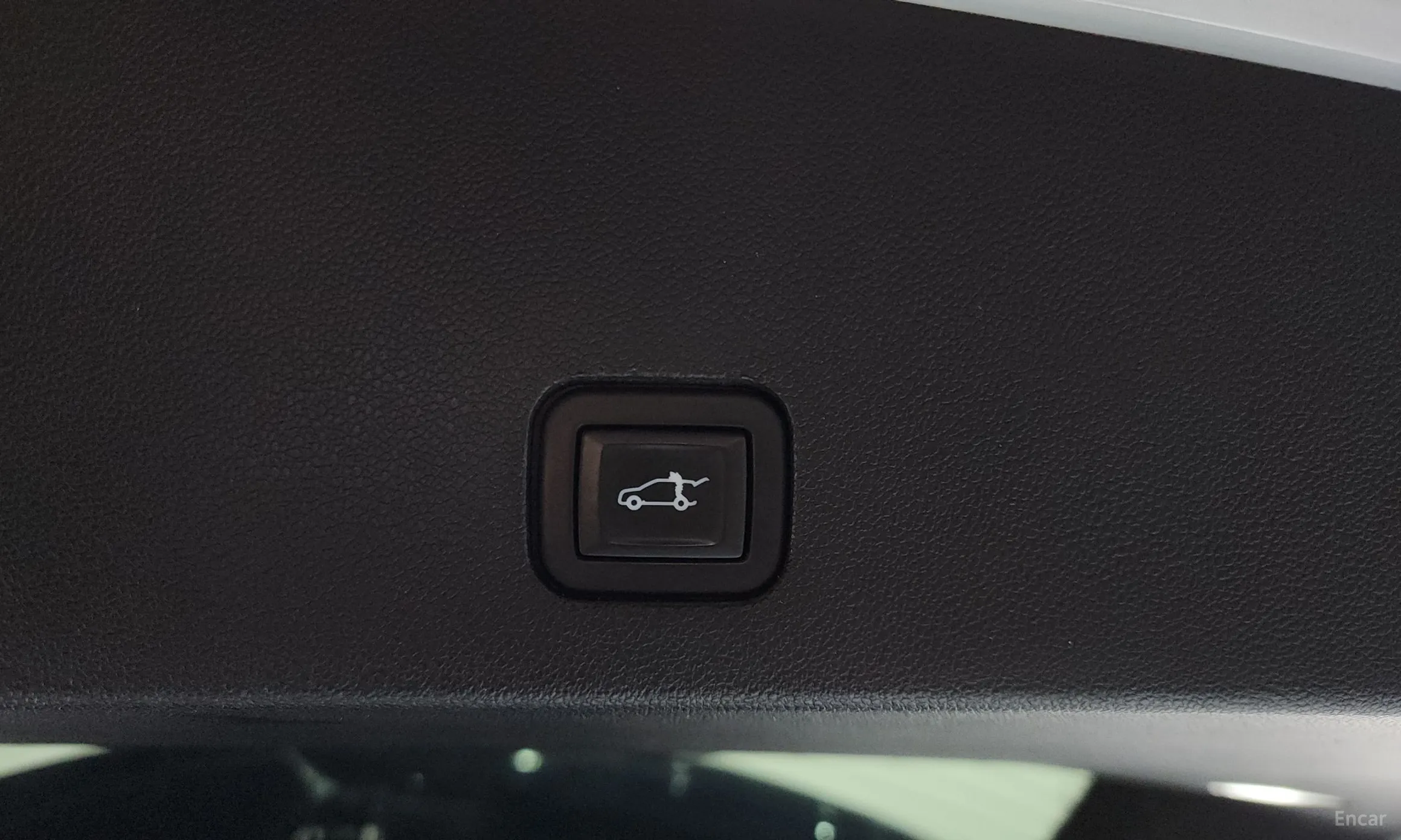 Cadillac XT6 превью 17