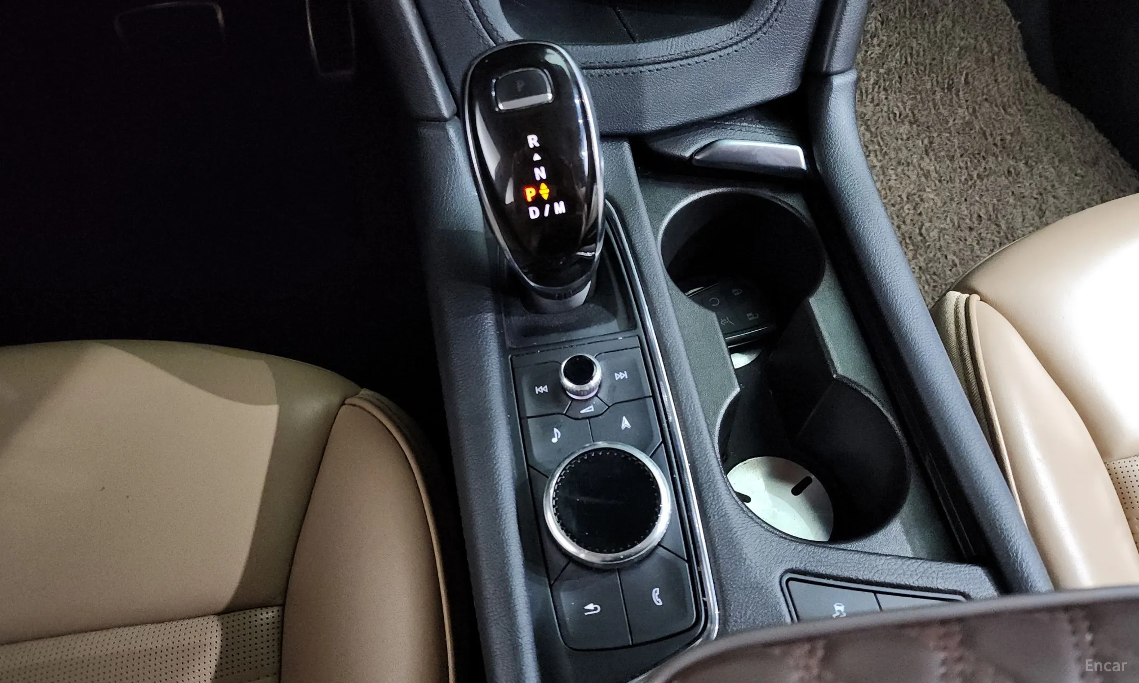 Cadillac XT6 превью 9