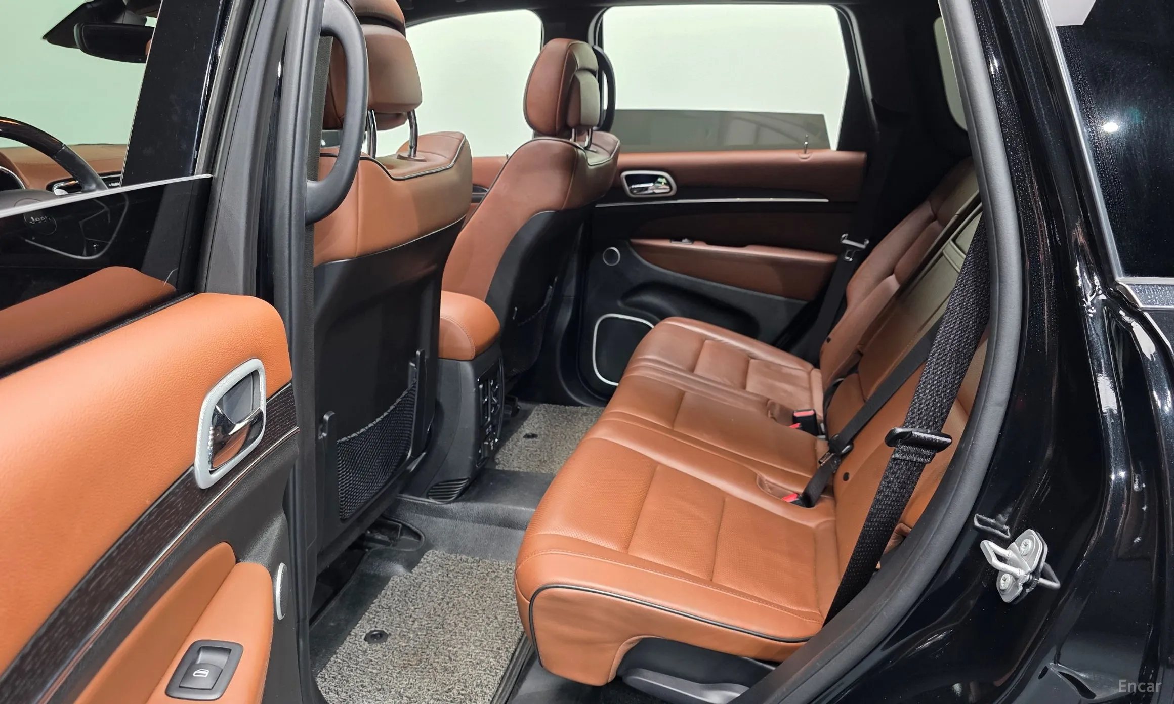 Jeep Grand Cherokee превью 12