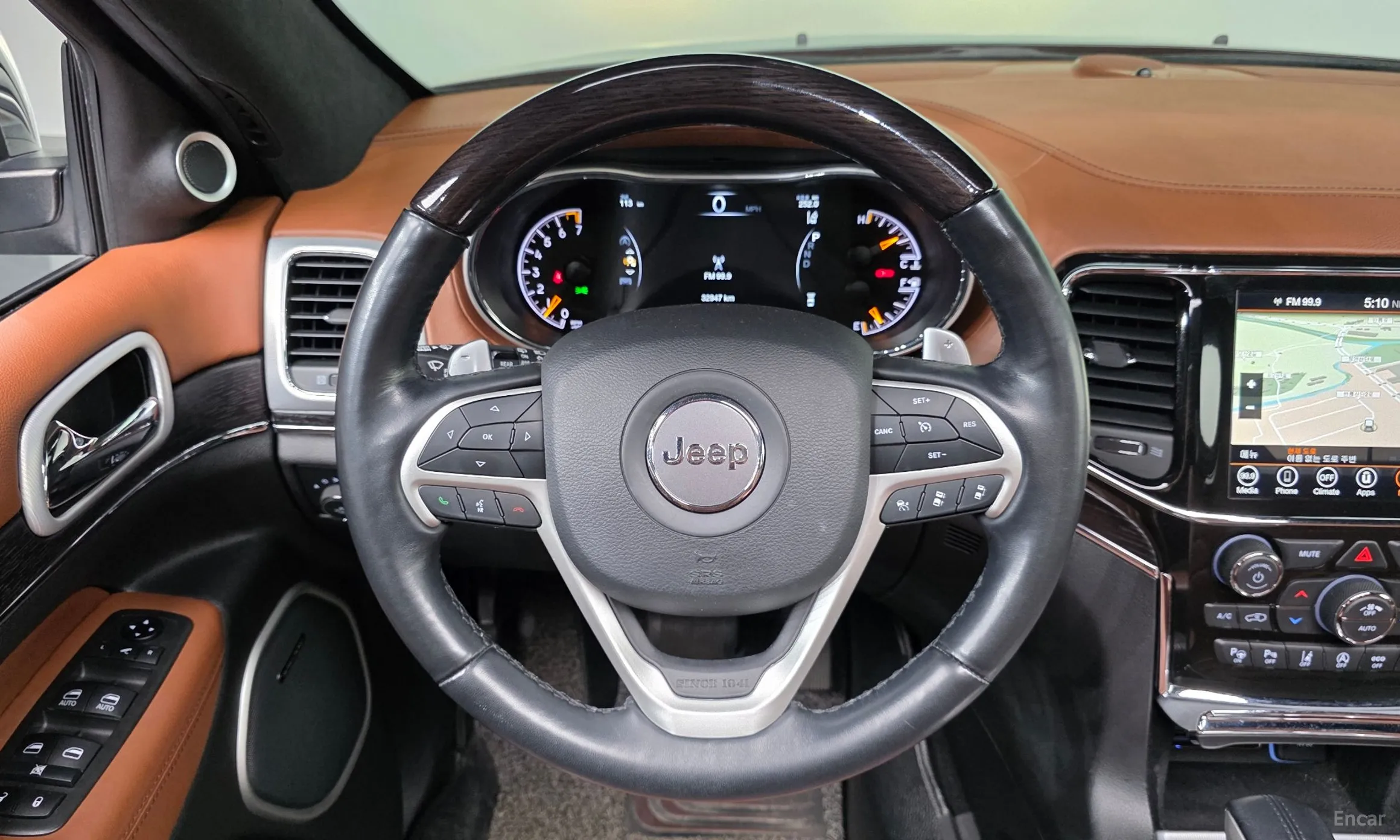 Jeep Grand Cherokee превью 13