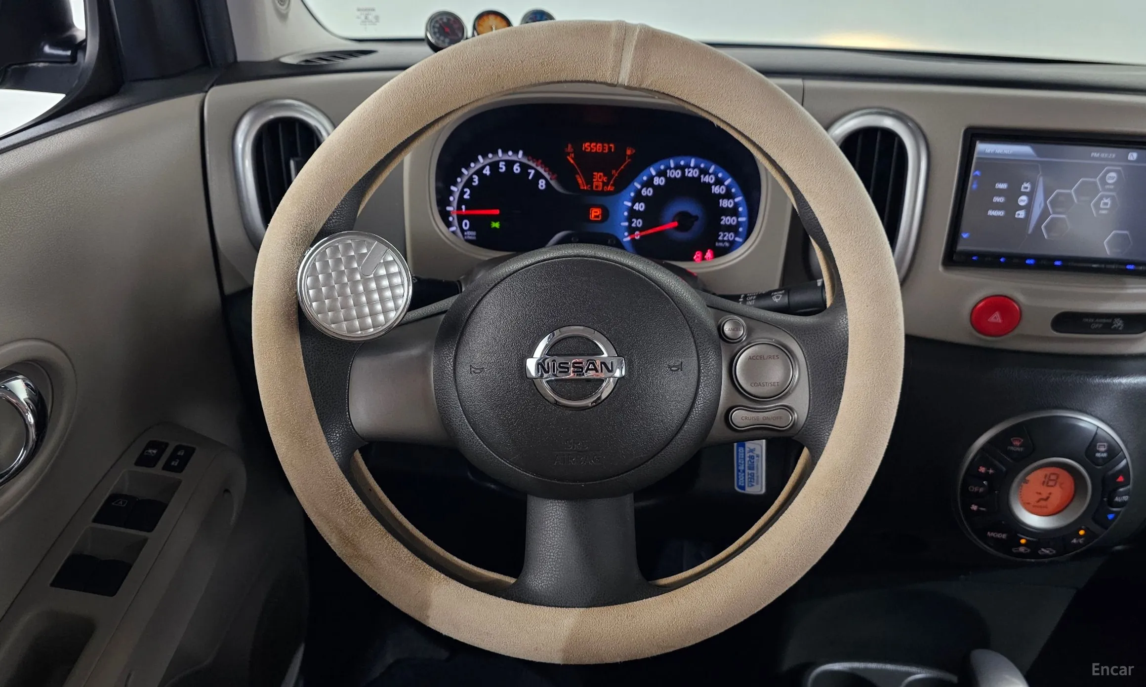 Nissan Cube превью 13