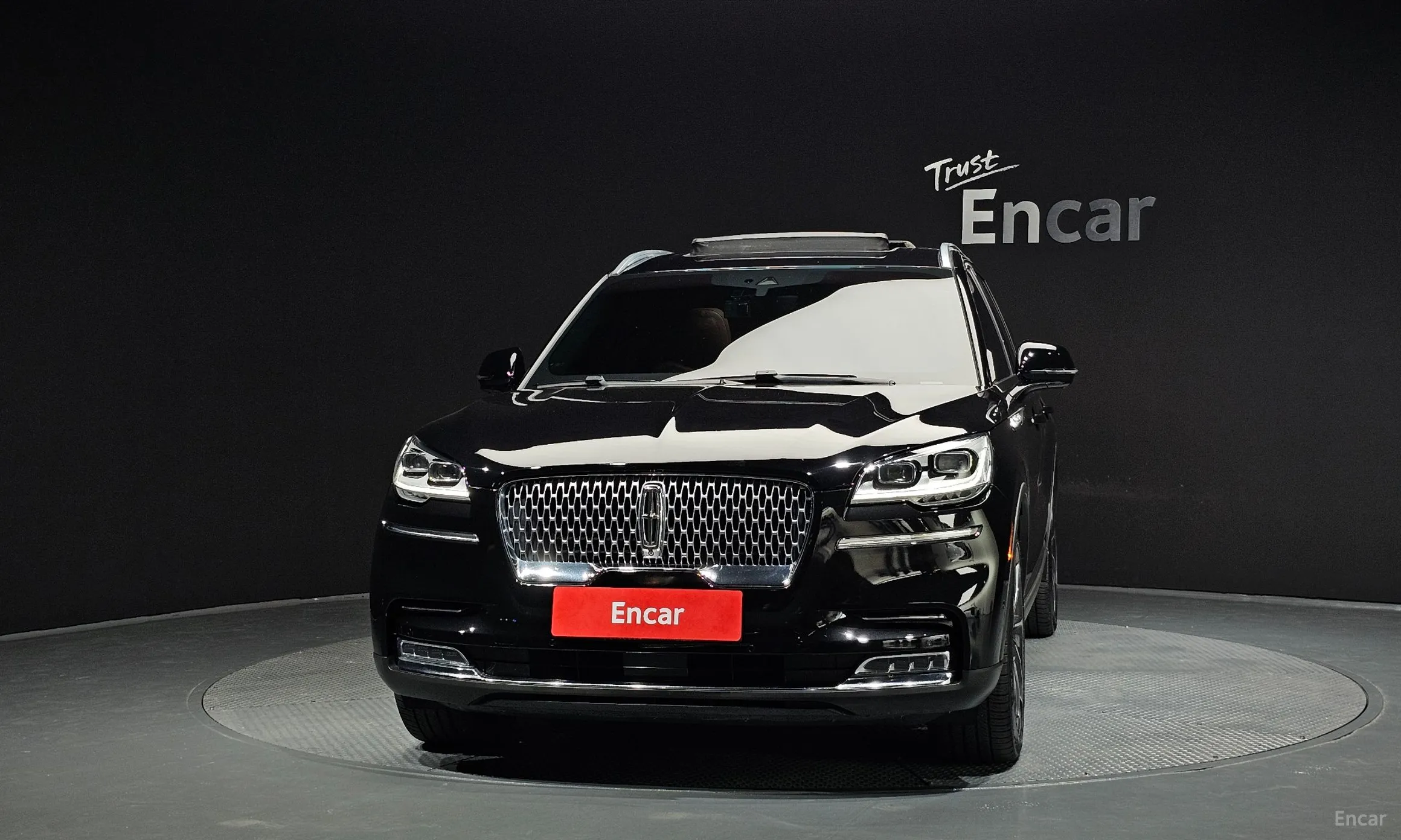Lincoln Aviator 2nd Generation превью 3