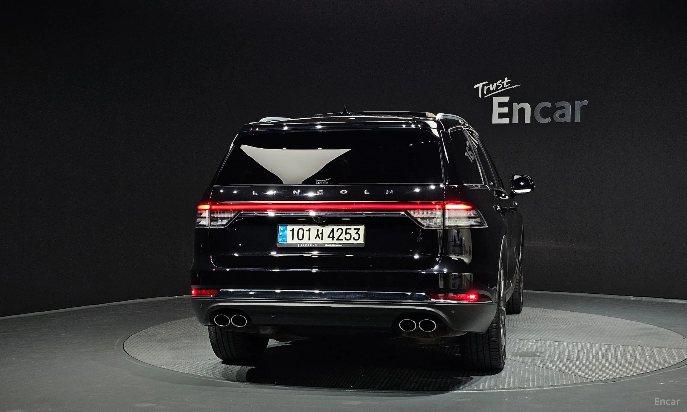 Lincoln Aviator 2nd Generation превью 4