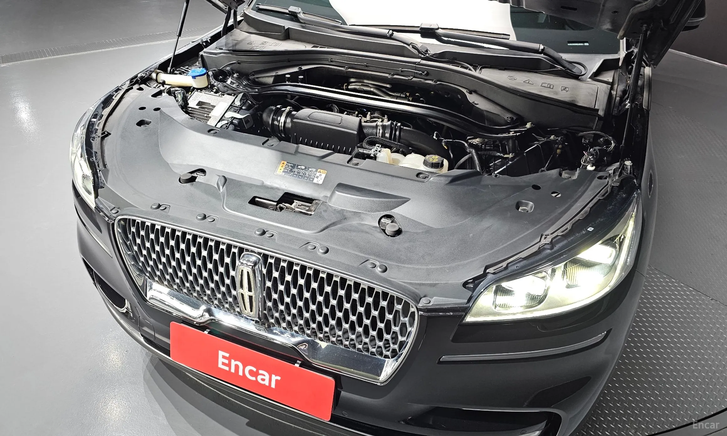 Lincoln Aviator 2nd Generation превью 6