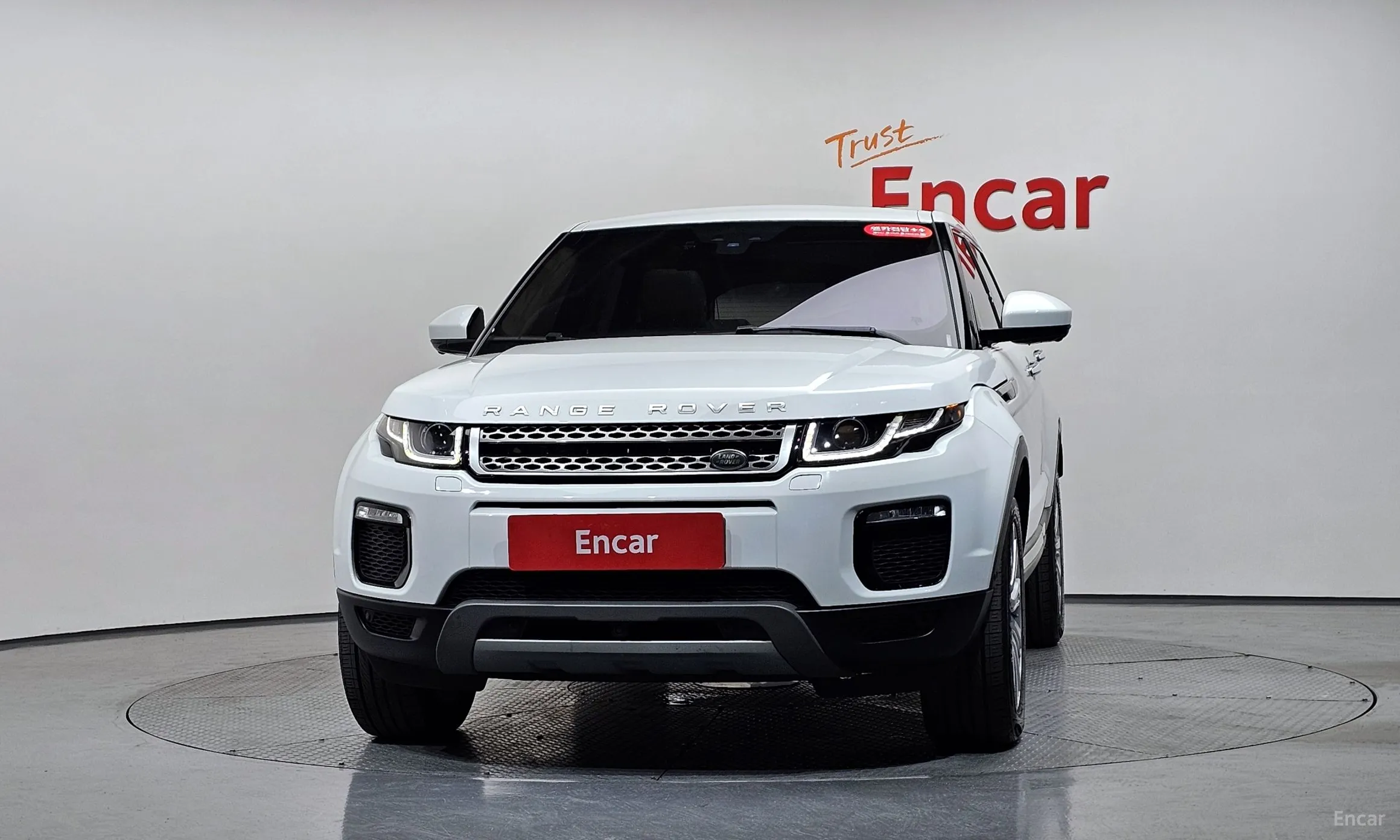 Land Rover Range Rover Evoque превью 3