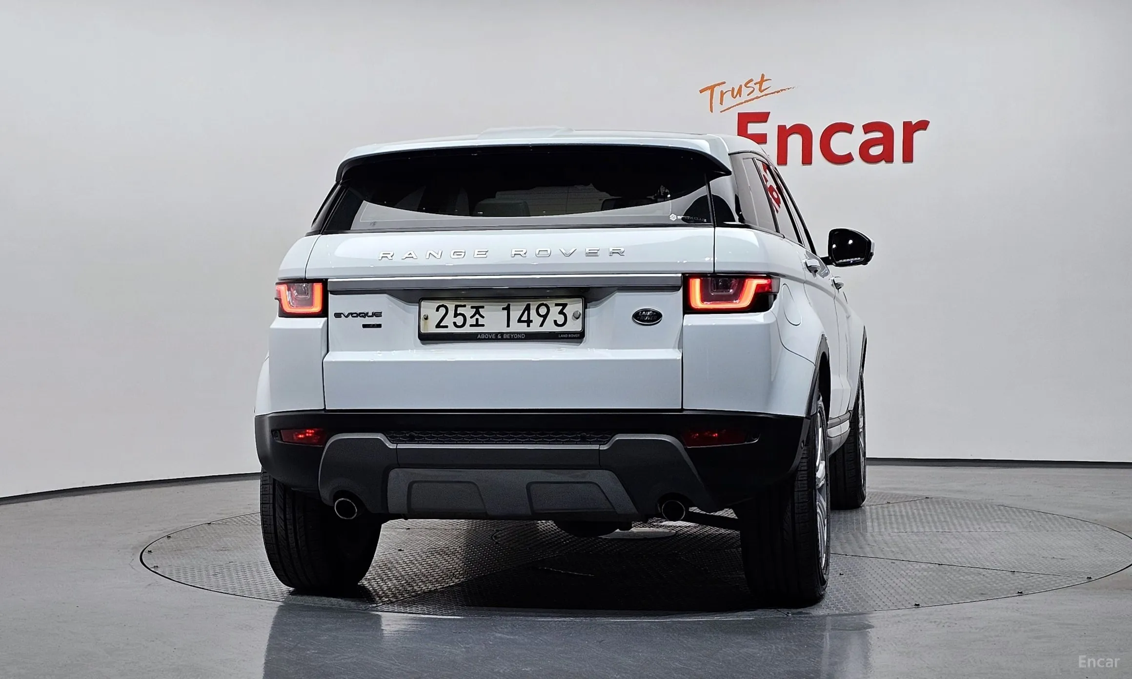 Land Rover Range Rover Evoque превью 4