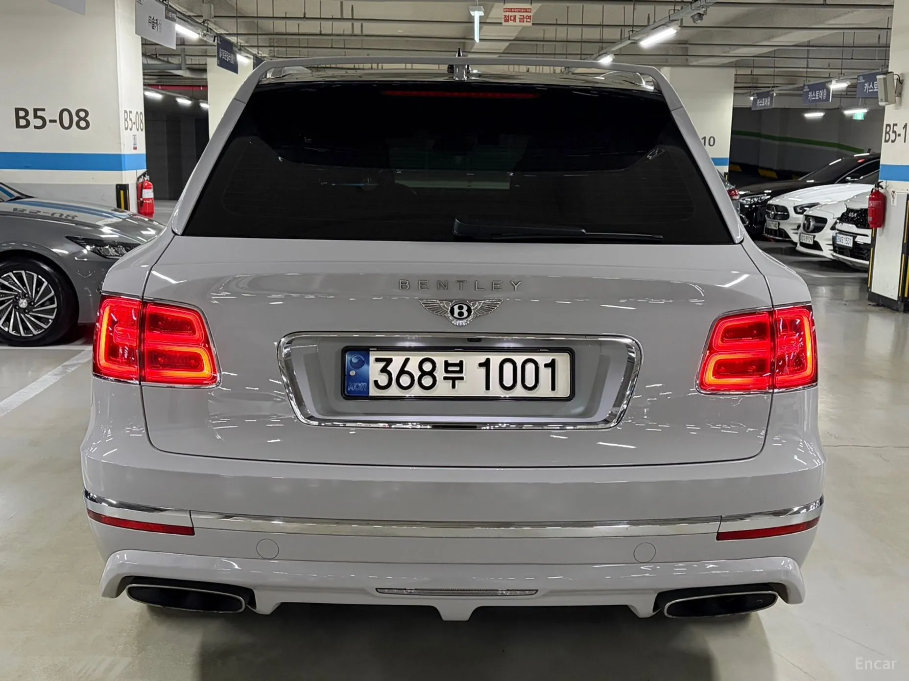 Bentley Bentayga превью 5