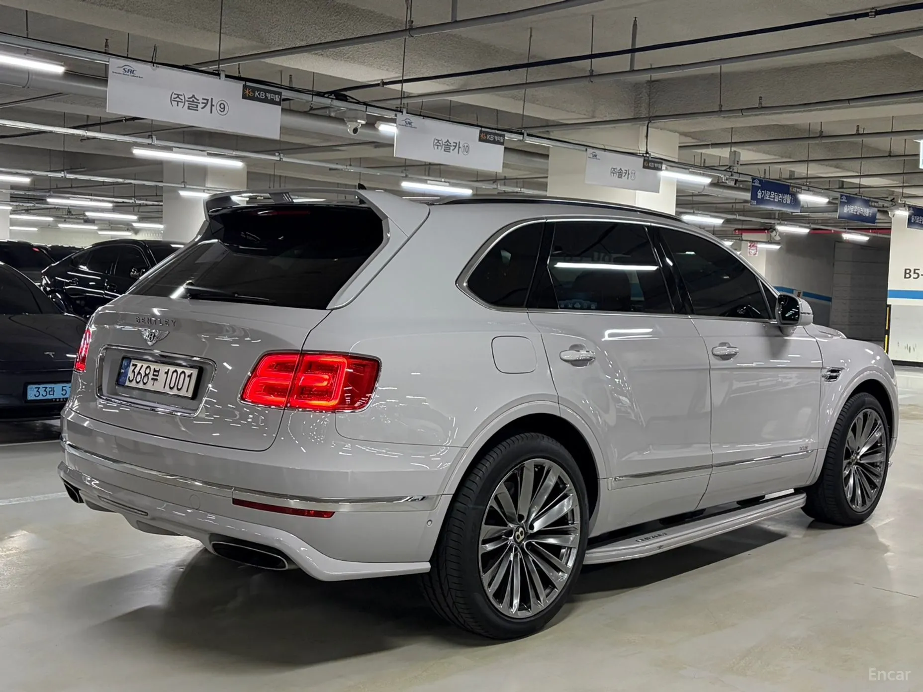 Bentley Bentayga превью 7