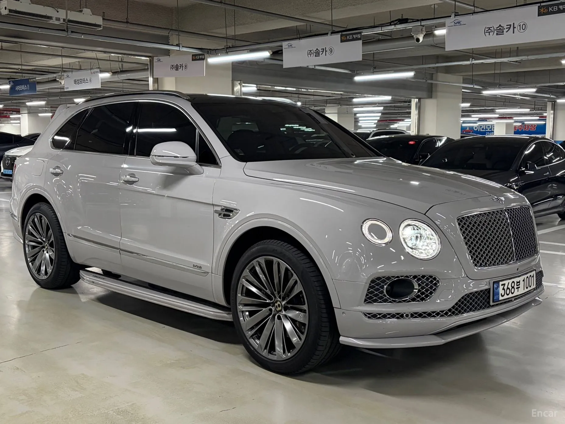 Bentley Bentayga превью 8