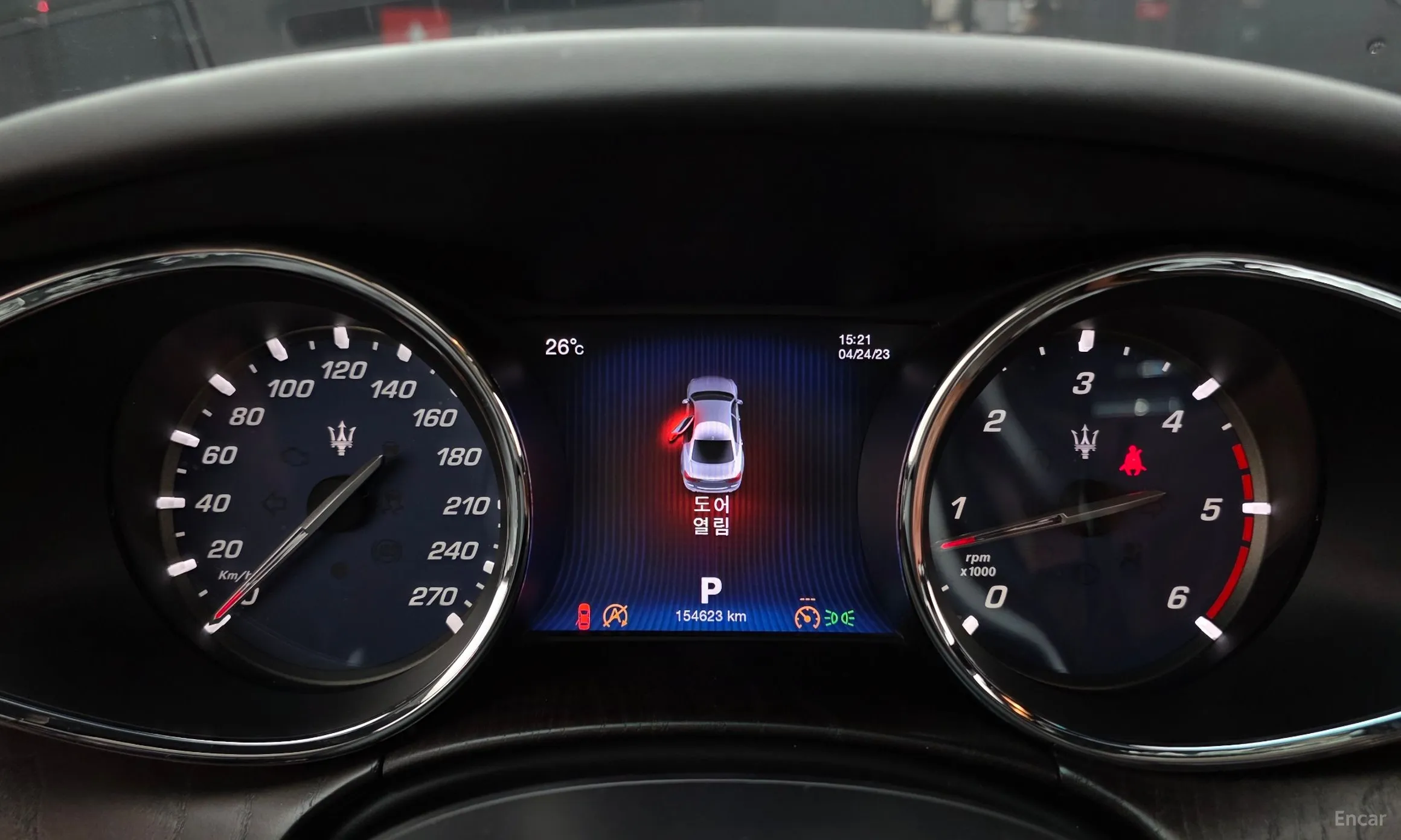 Maserati Quattroporte превью 8