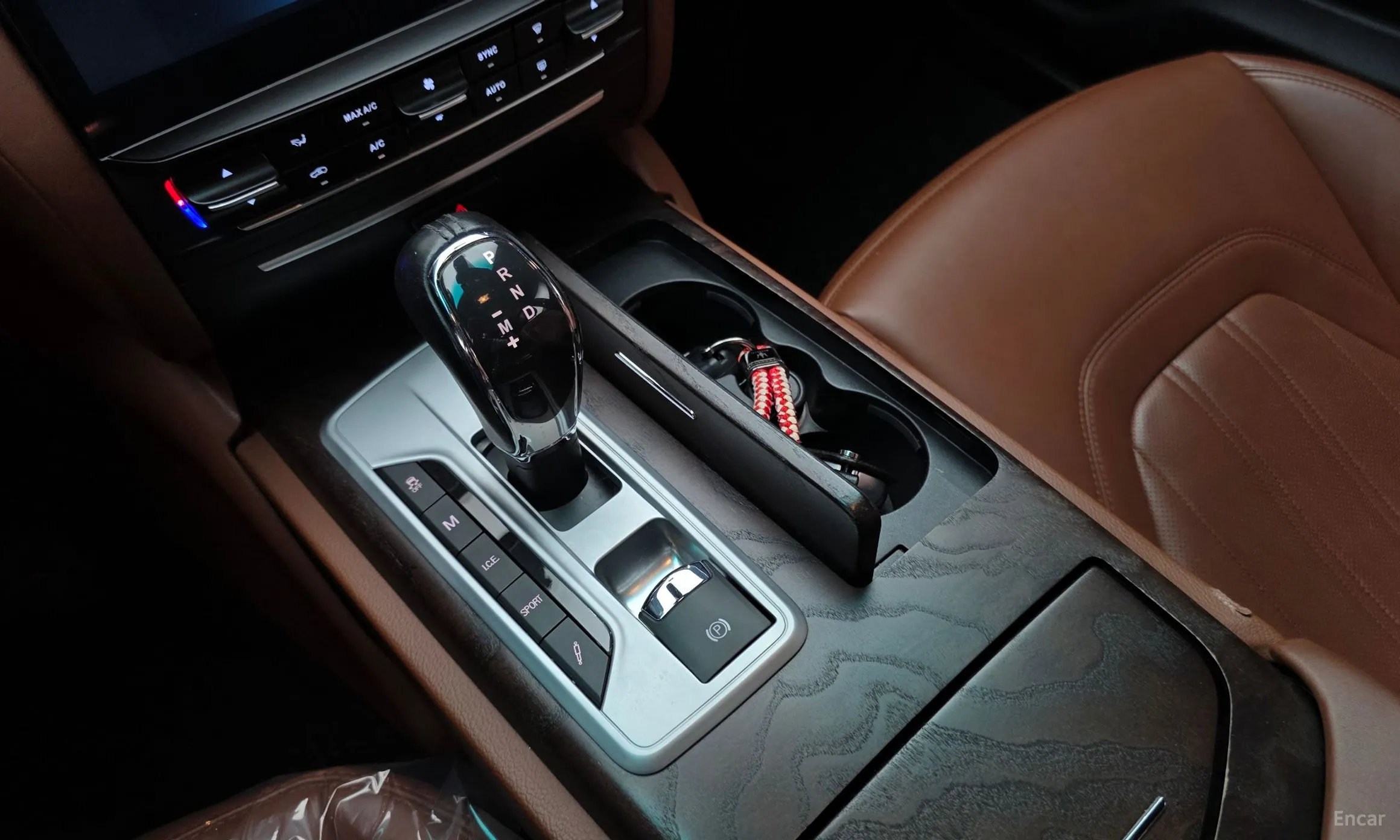 Maserati Quattroporte превью 9