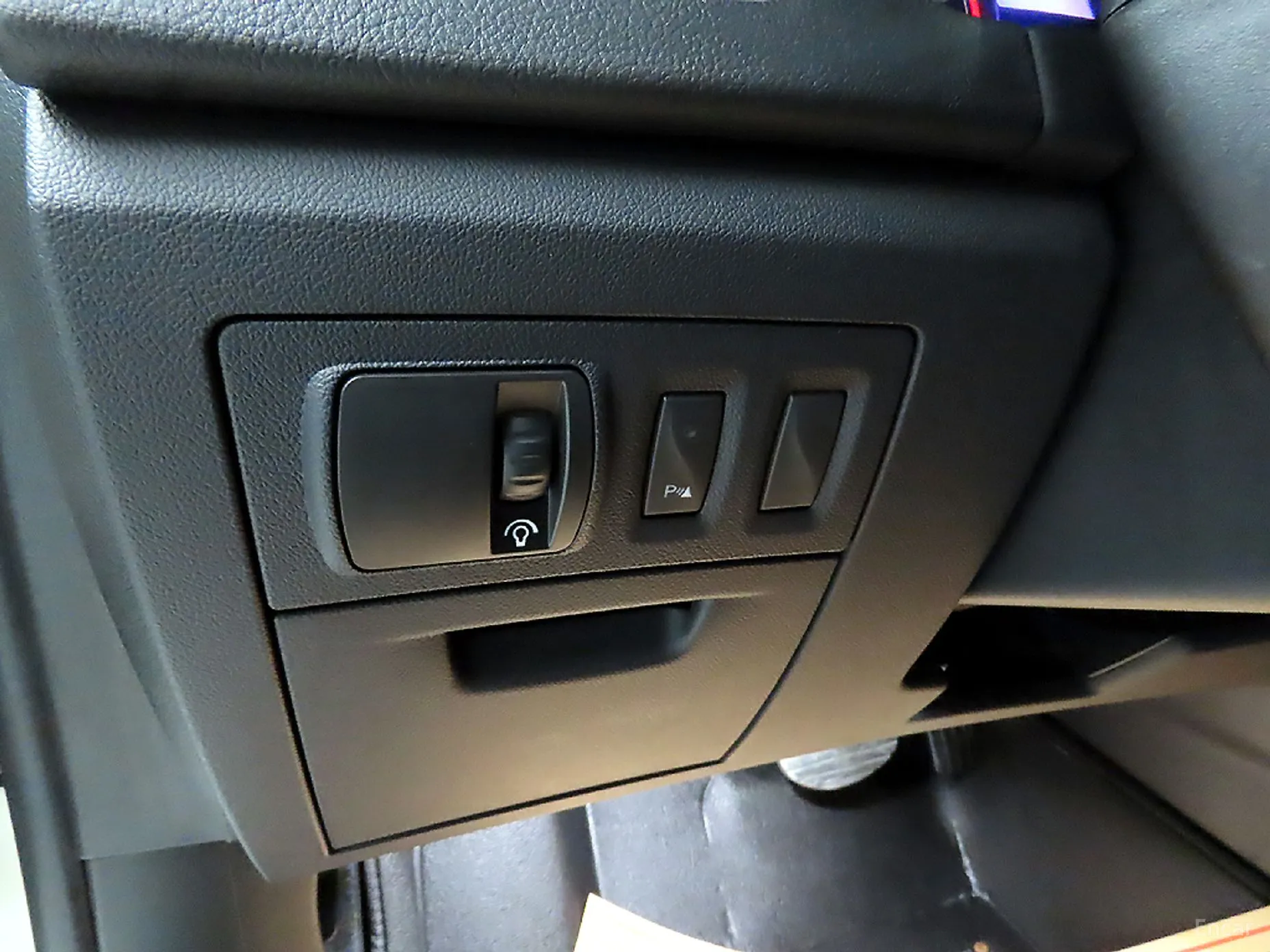 Renault Korea (Samsung) SM7 превью 16
