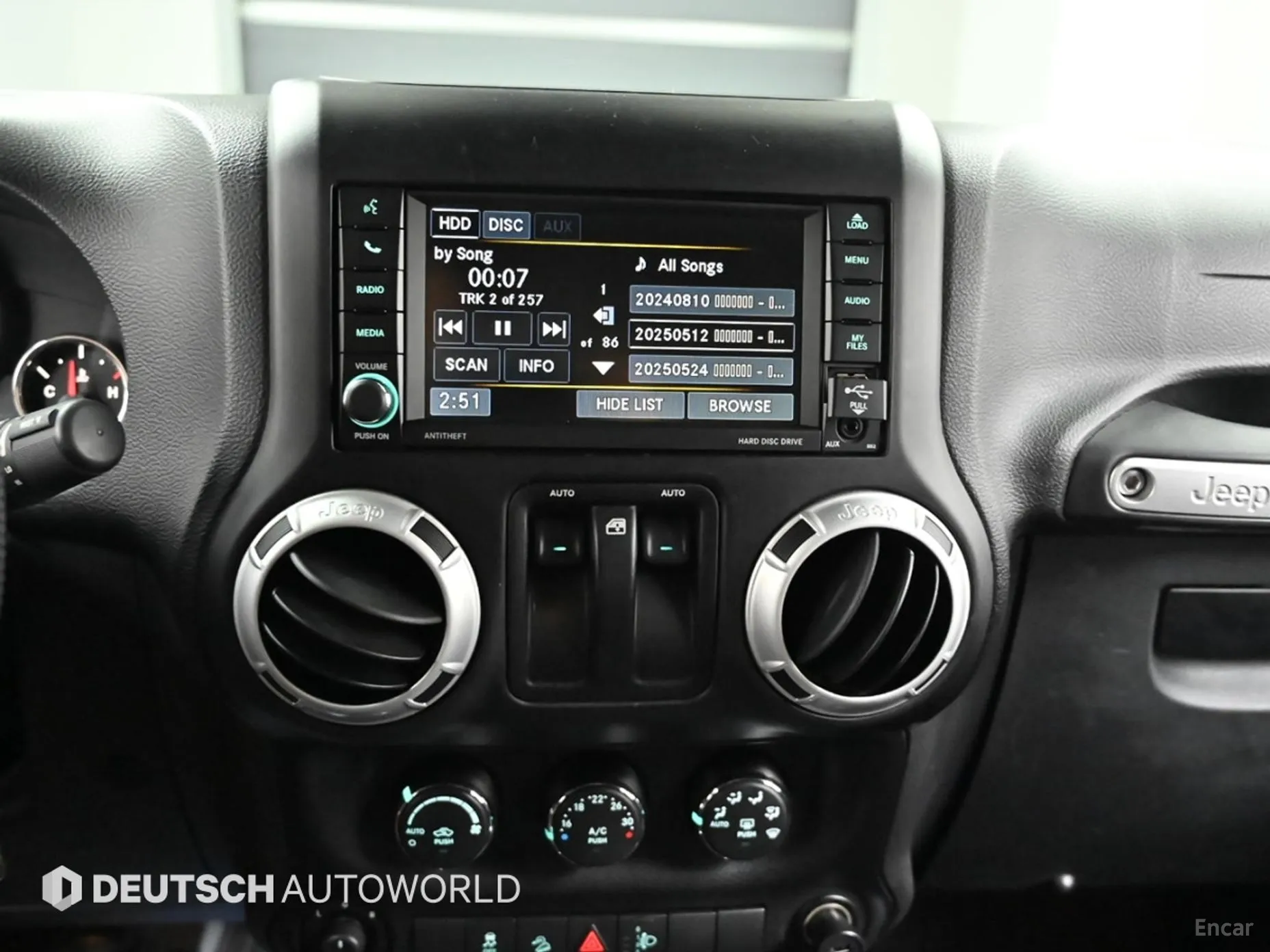 Jeep Wrangler (JK) превью 14