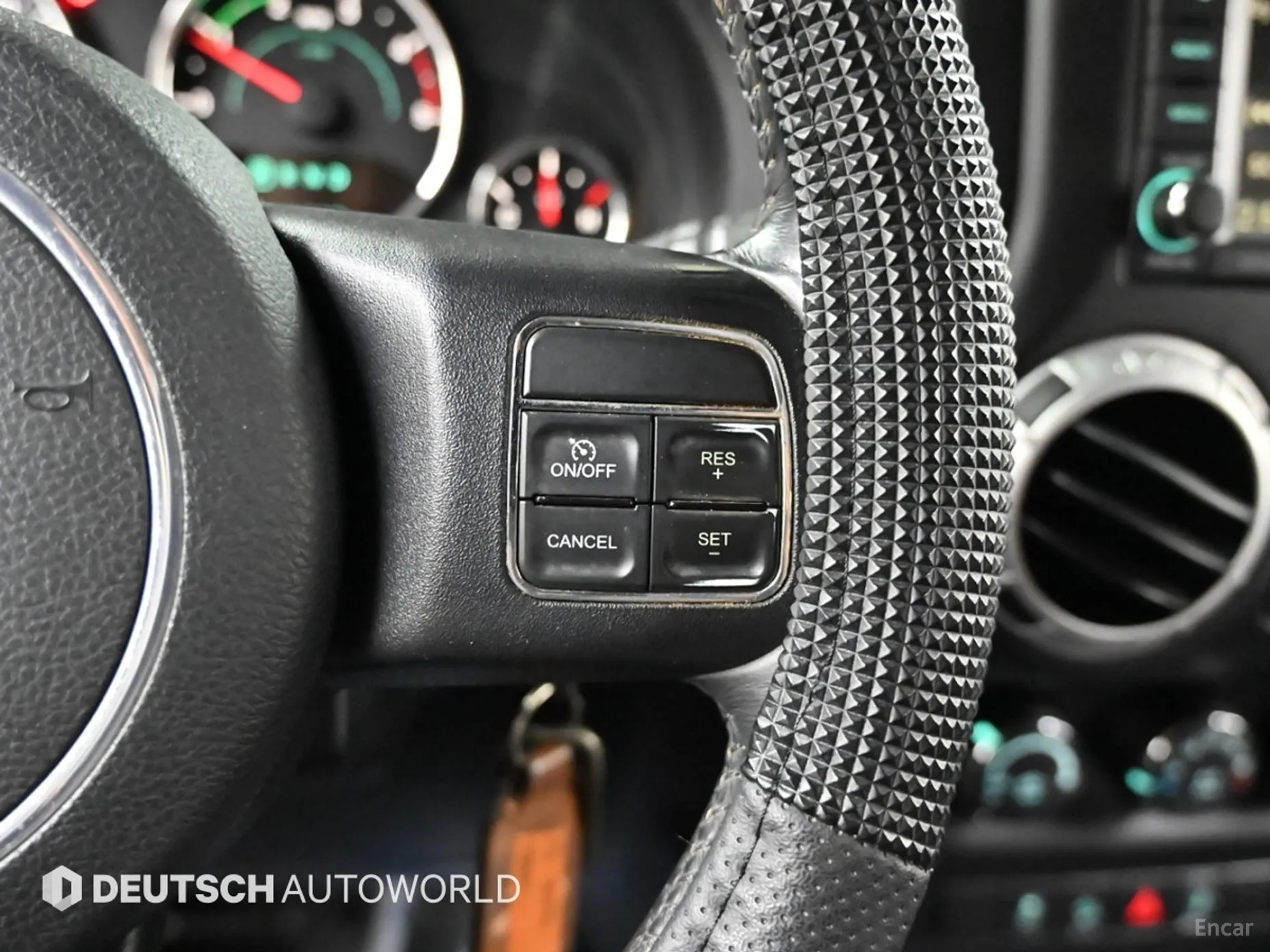 Jeep Wrangler (JK) превью 16