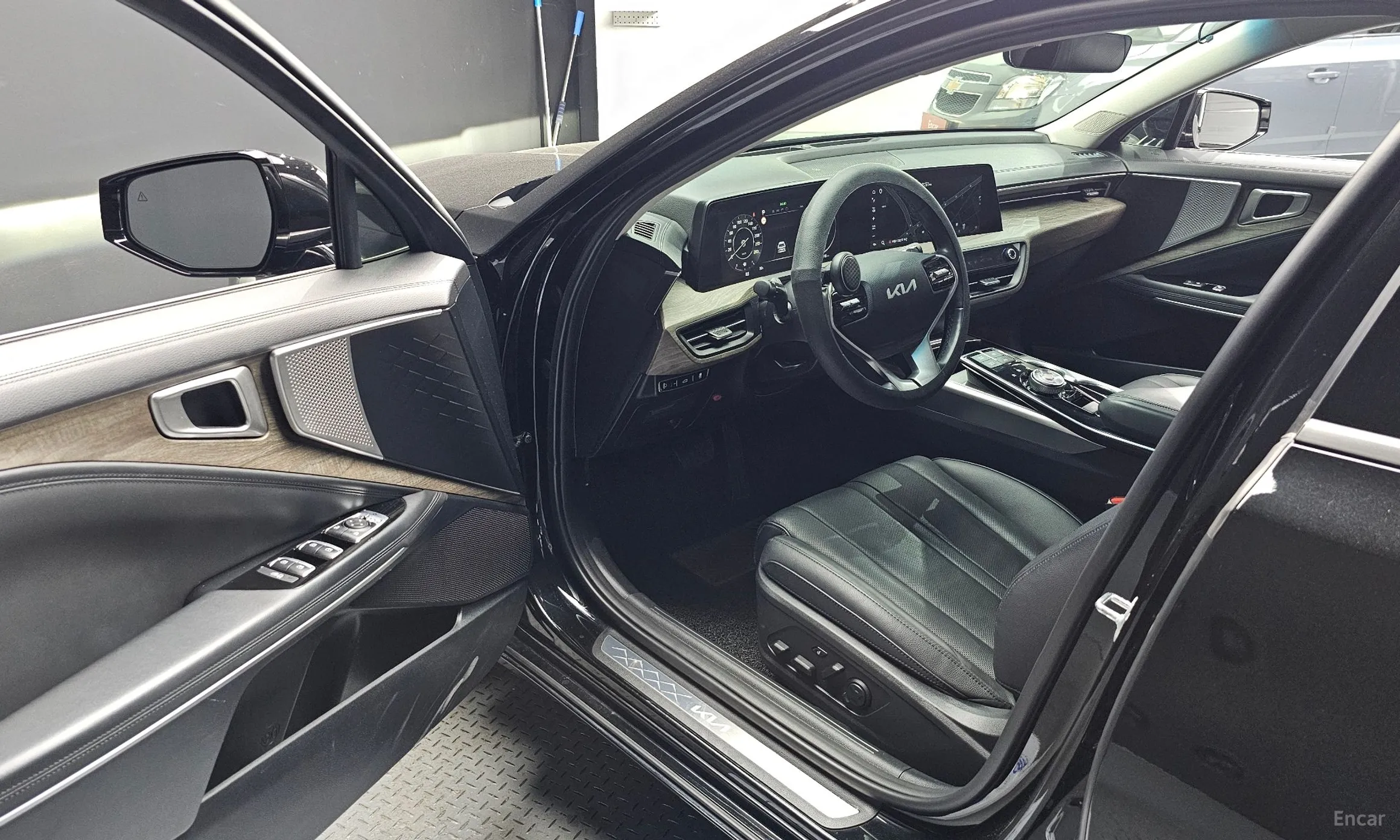 Kia K8 превью 10