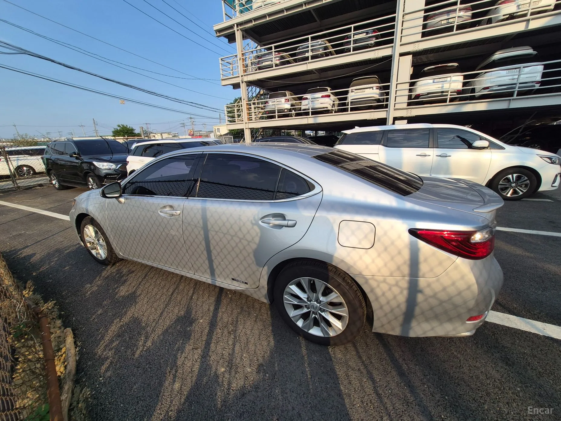 Lexus New ES300h превью 3
