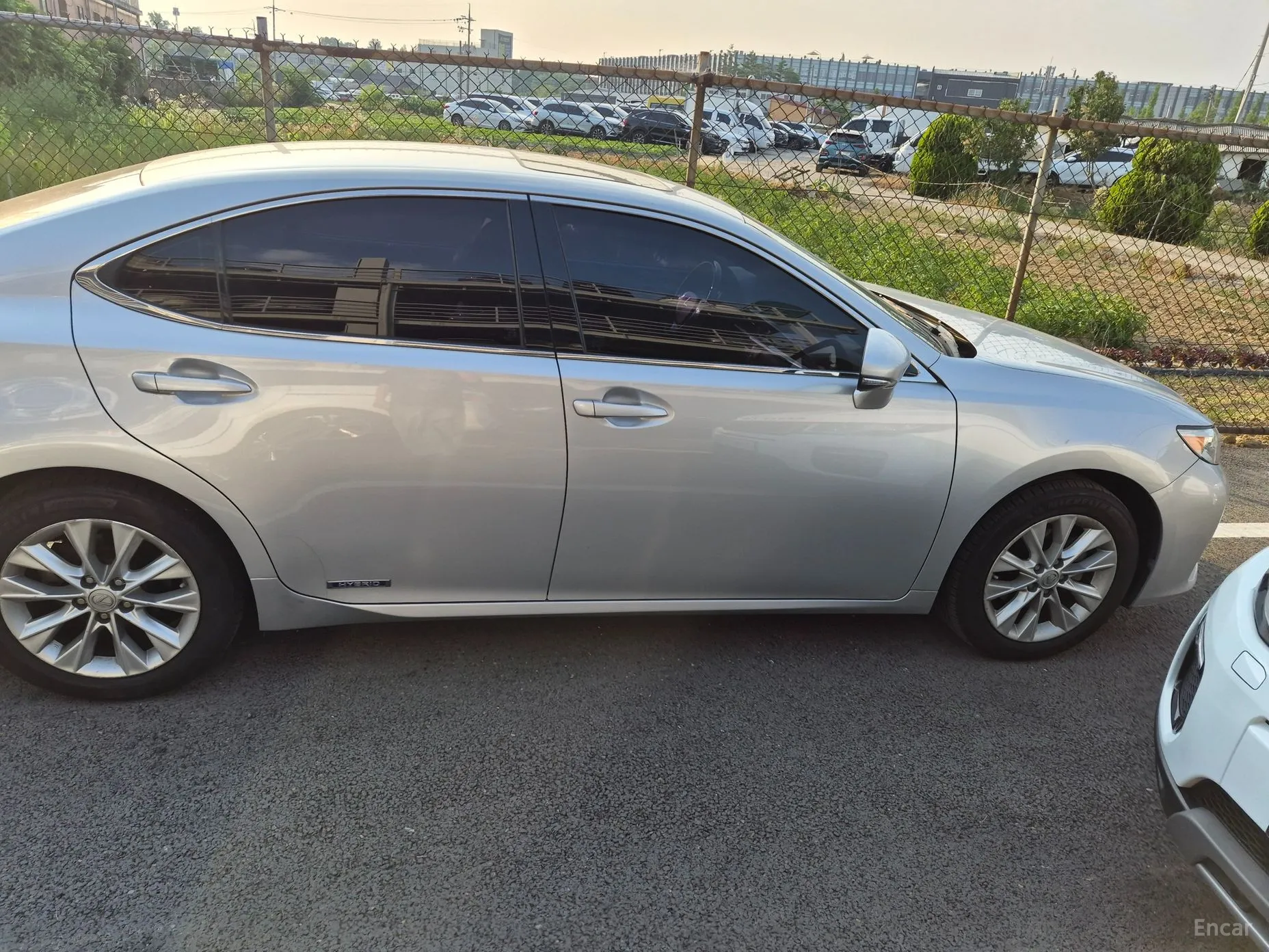 Lexus New ES300h превью 6