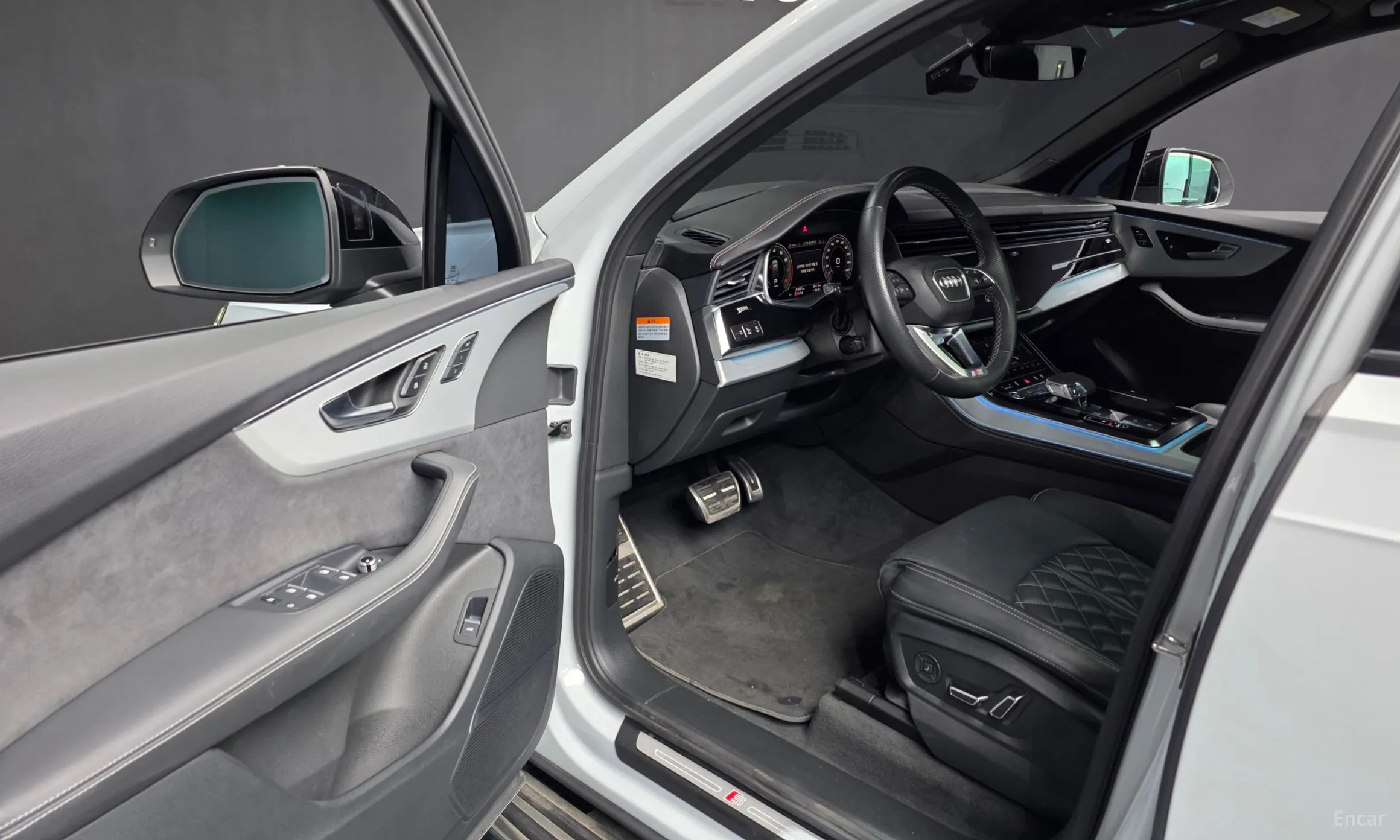 Audi Q7 (4M) превью 10