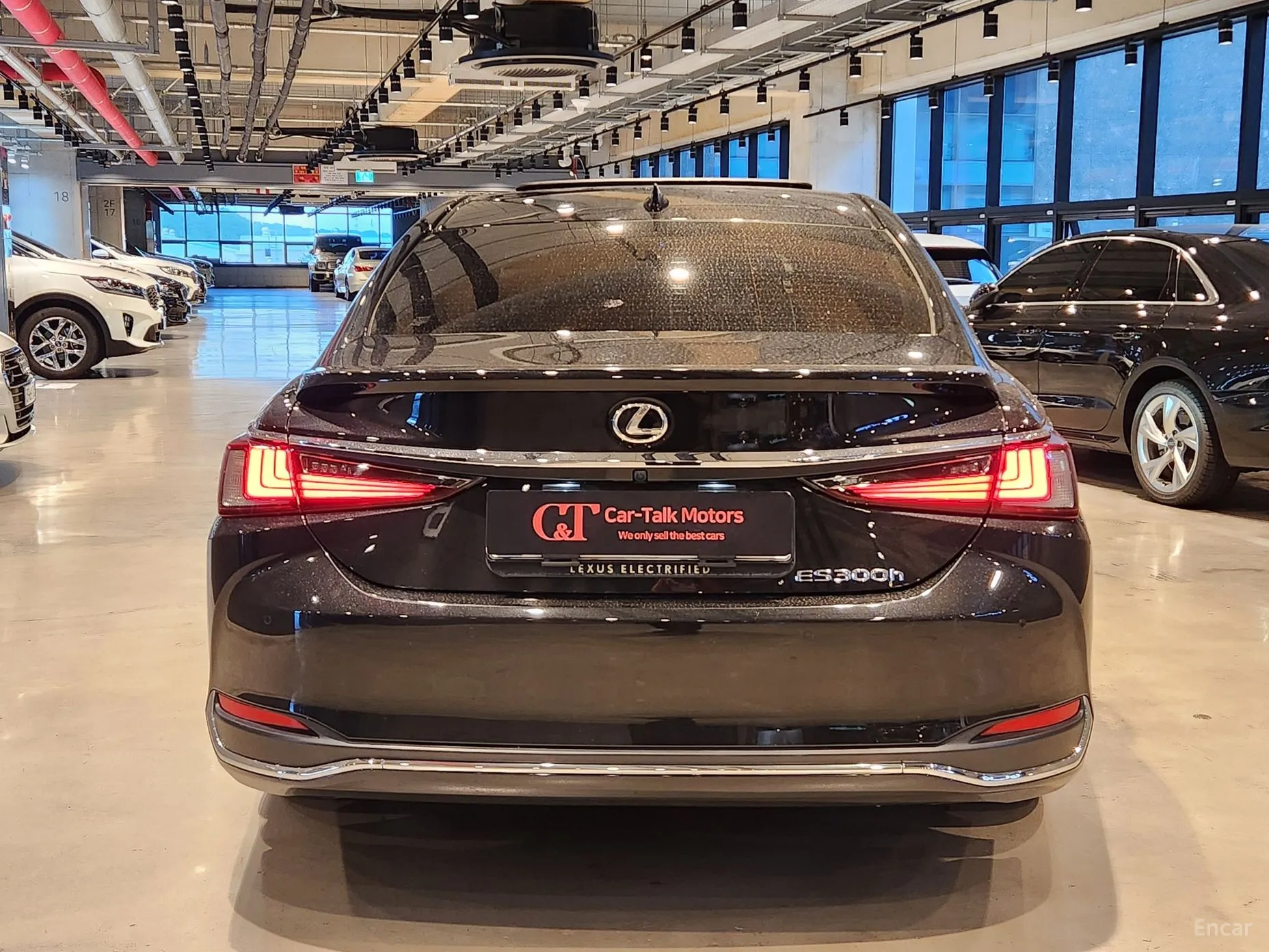 Lexus ES300h 7th Generation превью 4