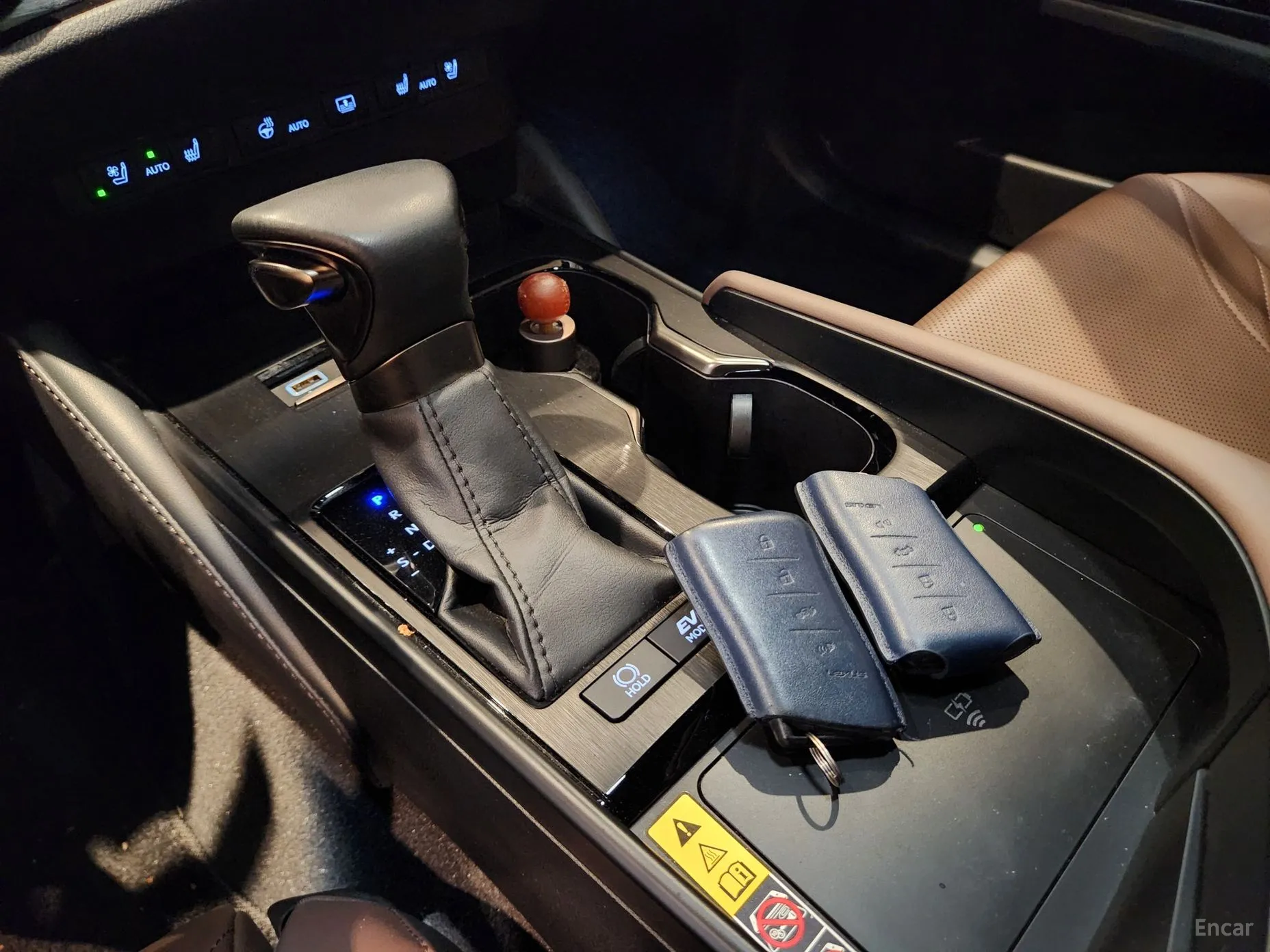 Lexus ES300h 7th Generation превью 6