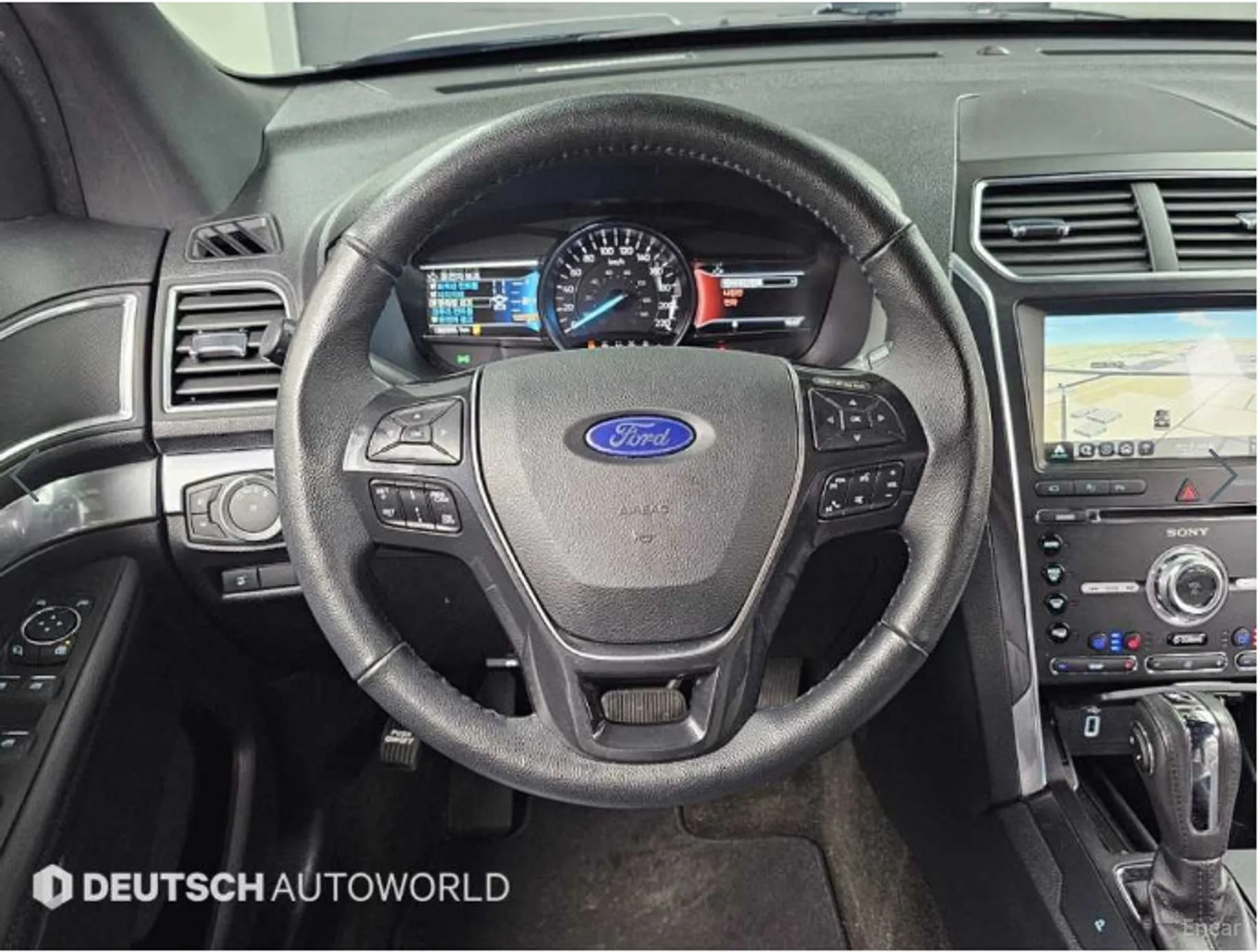Ford Explorer превью 13