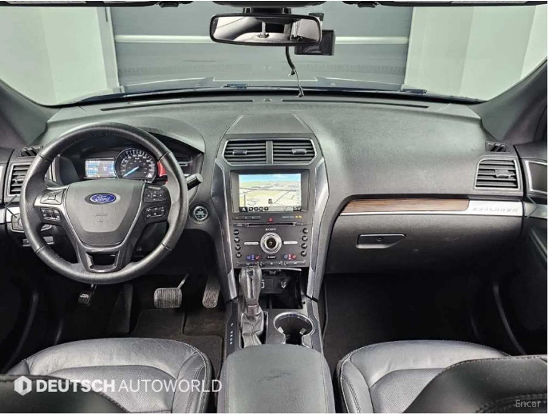 Ford Explorer превью 7