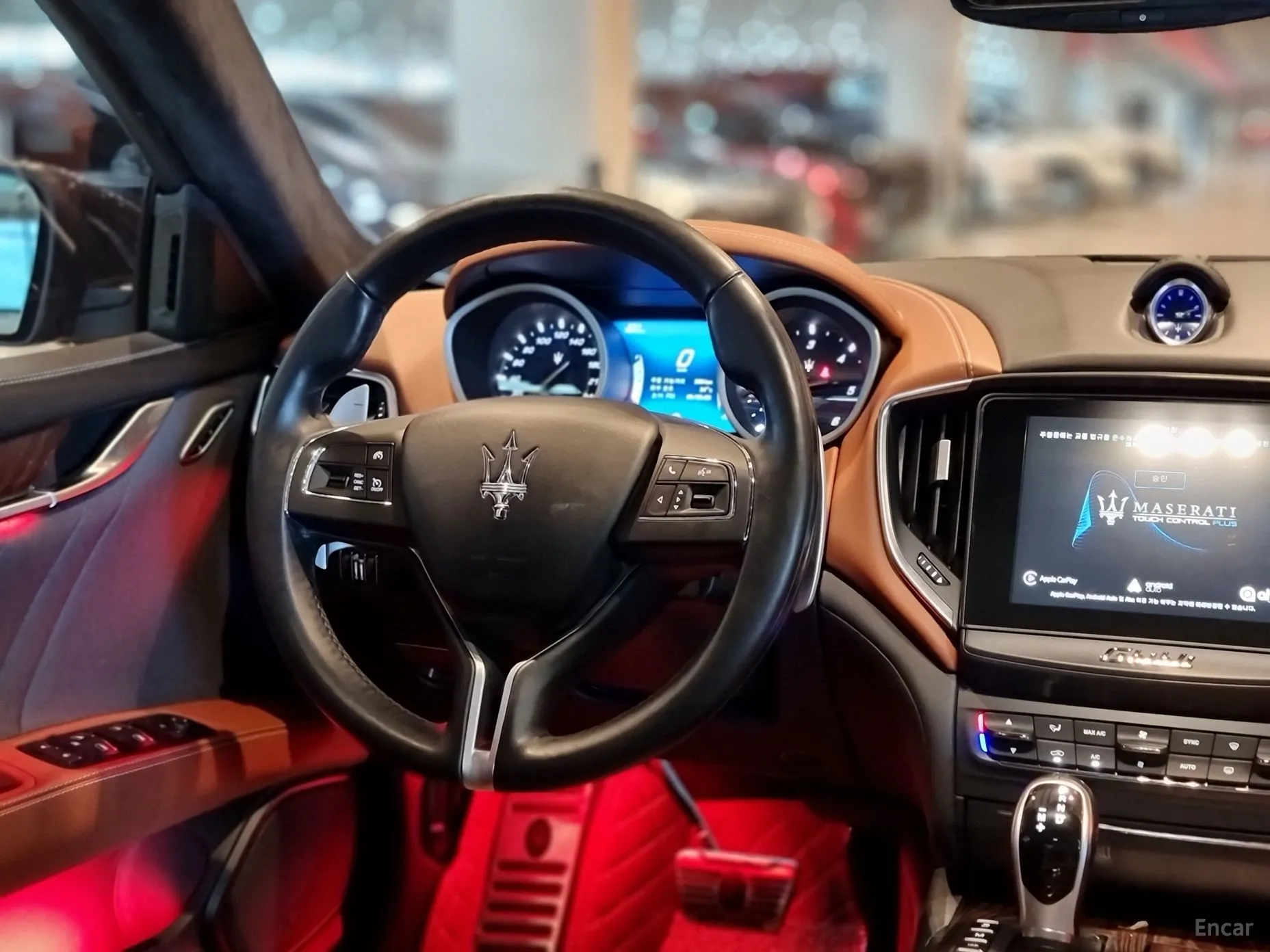 Maserati Ghibli превью 15