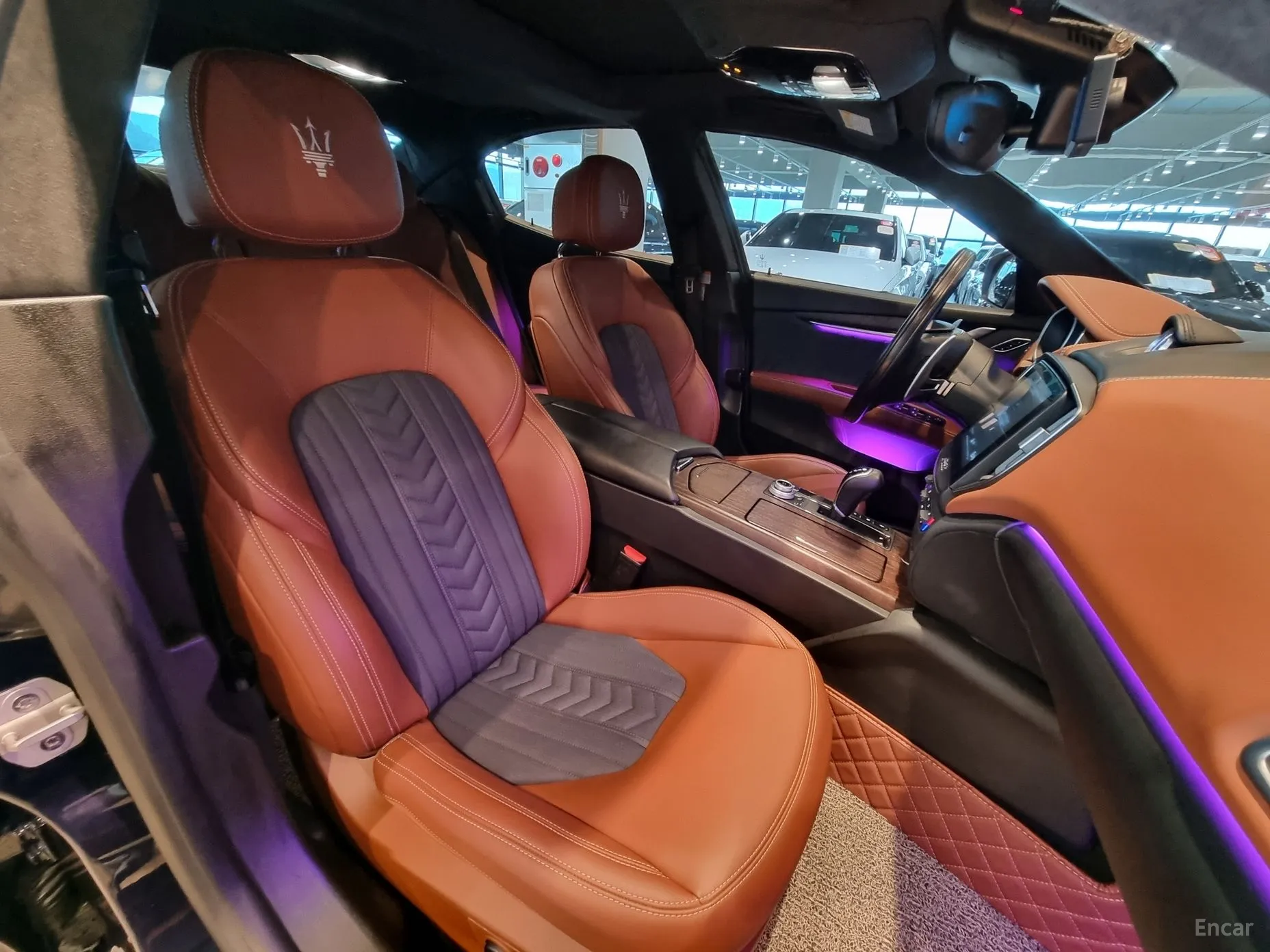 Maserati Ghibli превью 8