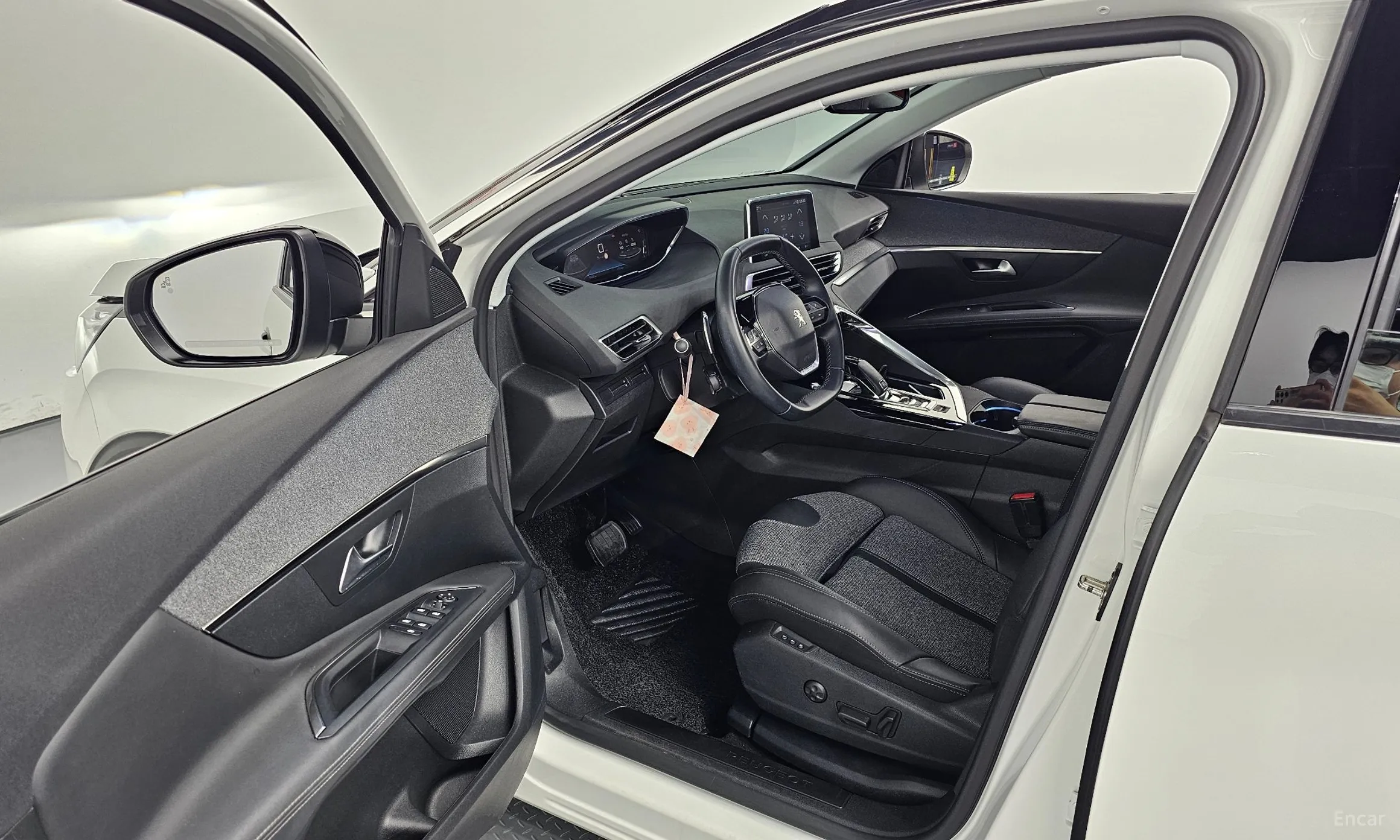 Peugeot 3008 2nd generation превью 10
