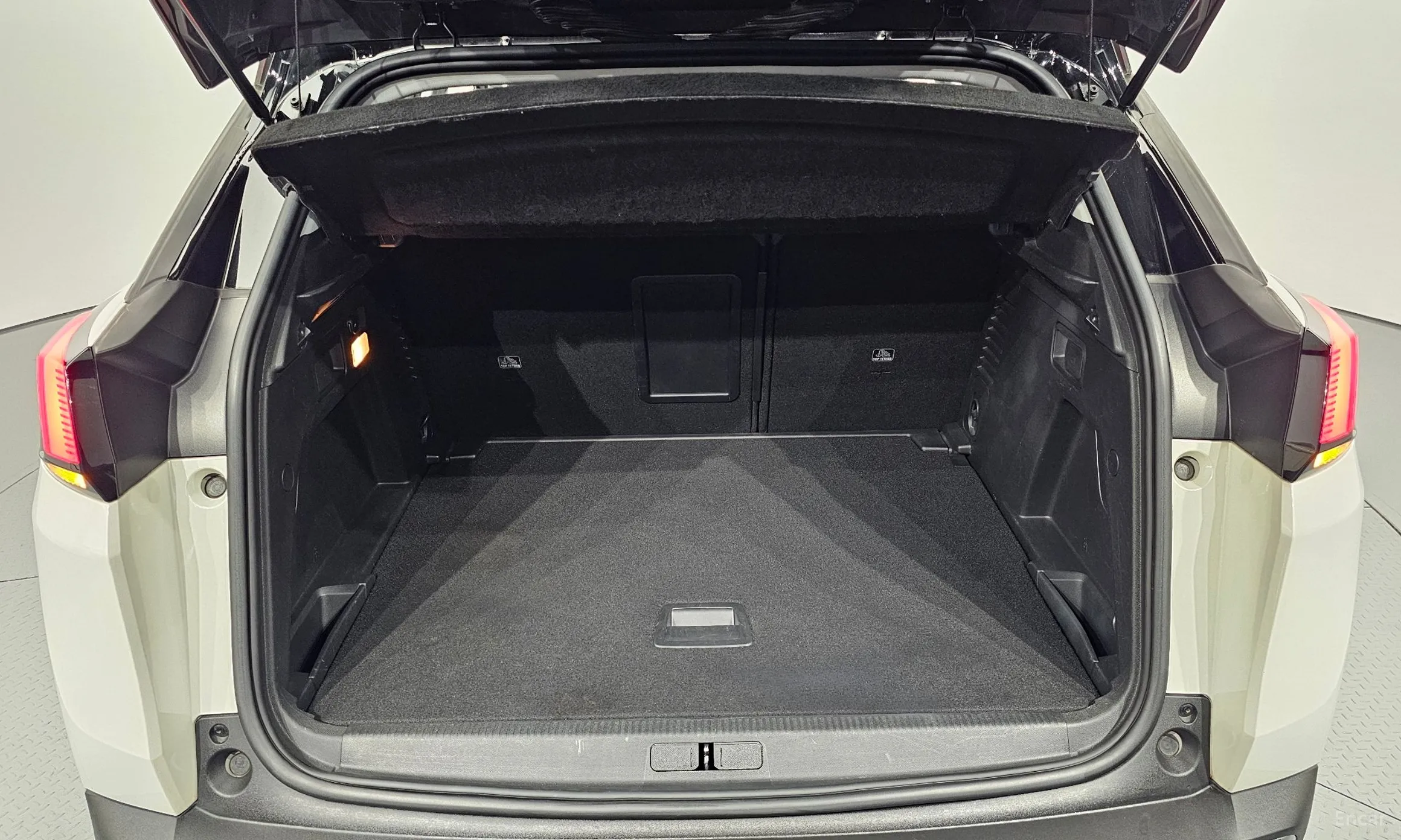 Peugeot 3008 2nd generation превью 20