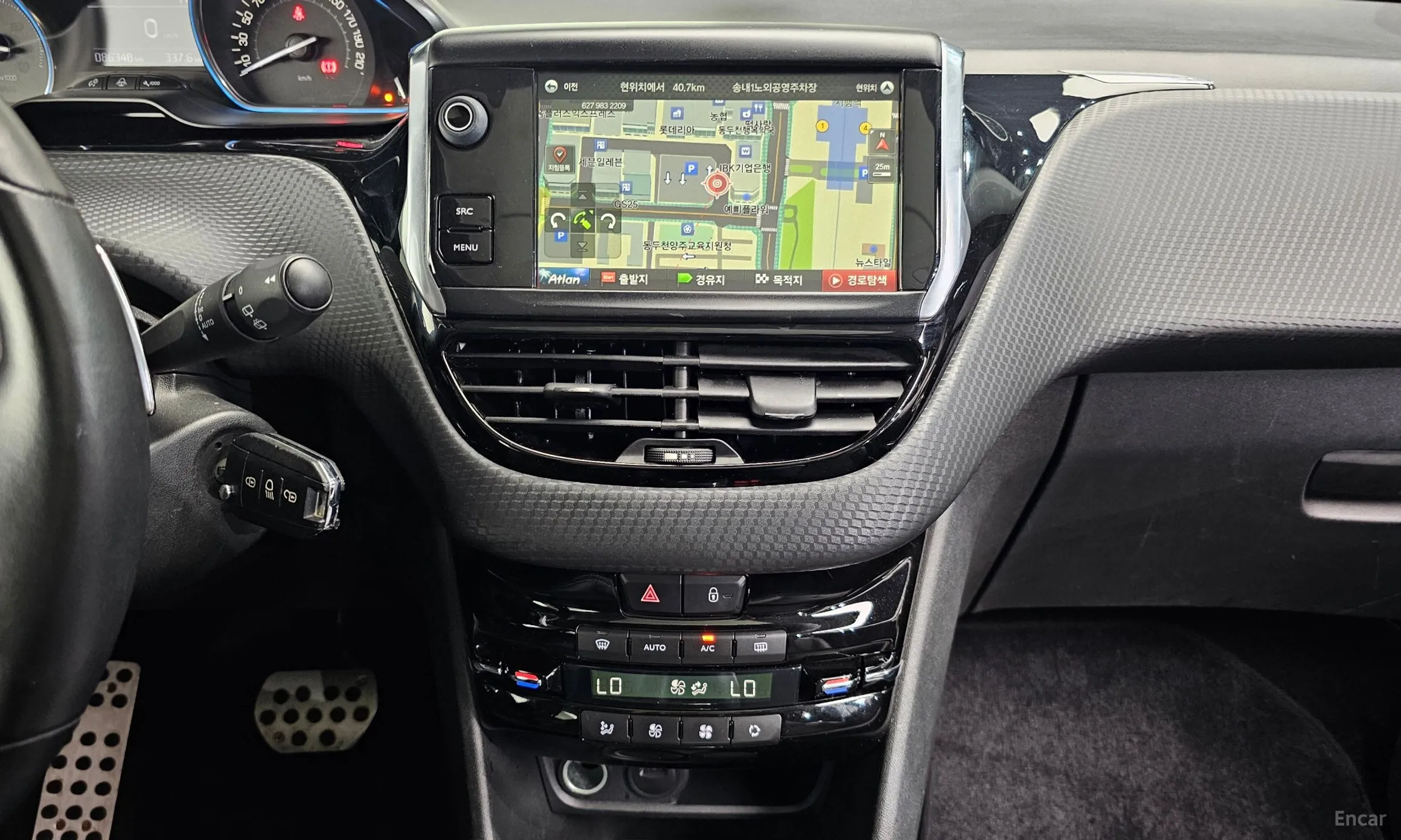 Peugeot 2008. превью 14
