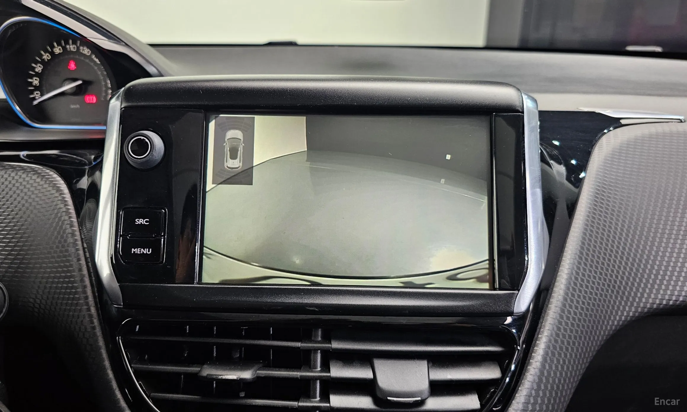 Peugeot 2008. превью 16